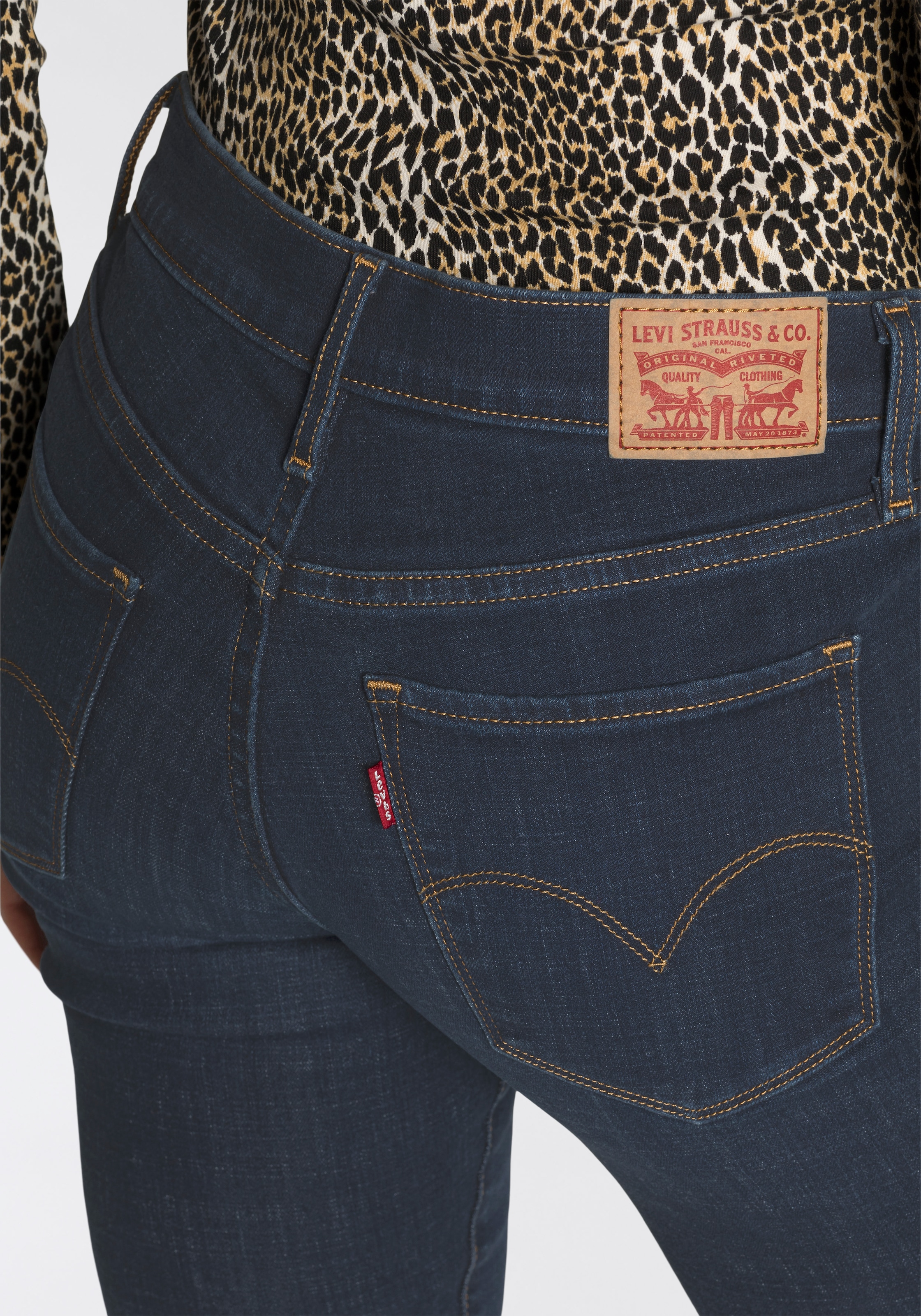 Levi's® Röhrenjeans »312 Shaping Slim«, Schmale Shaping Slim Form