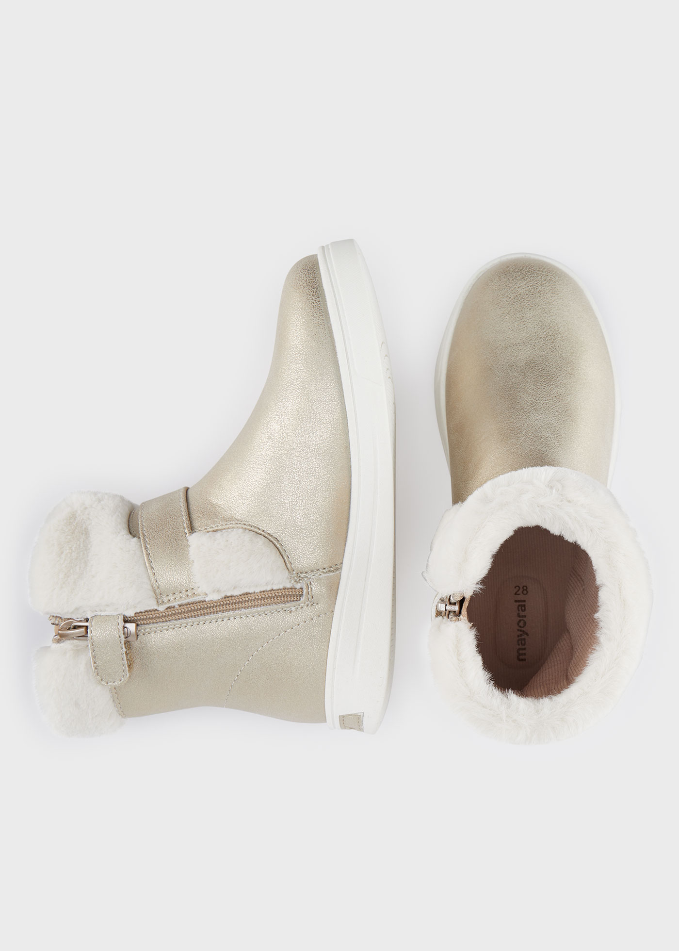 Botas de cano curto com palmilha de pele sintética, em algodão reciclado, para meninas.