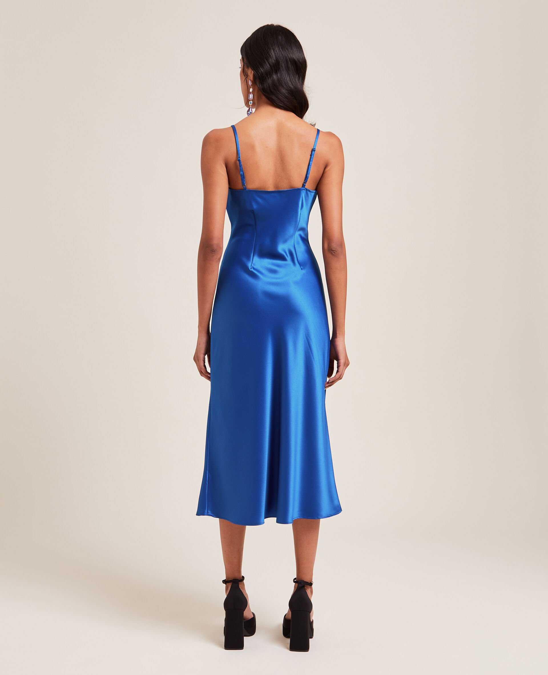 Robe longue cache-cœur en satin - Bleu clair