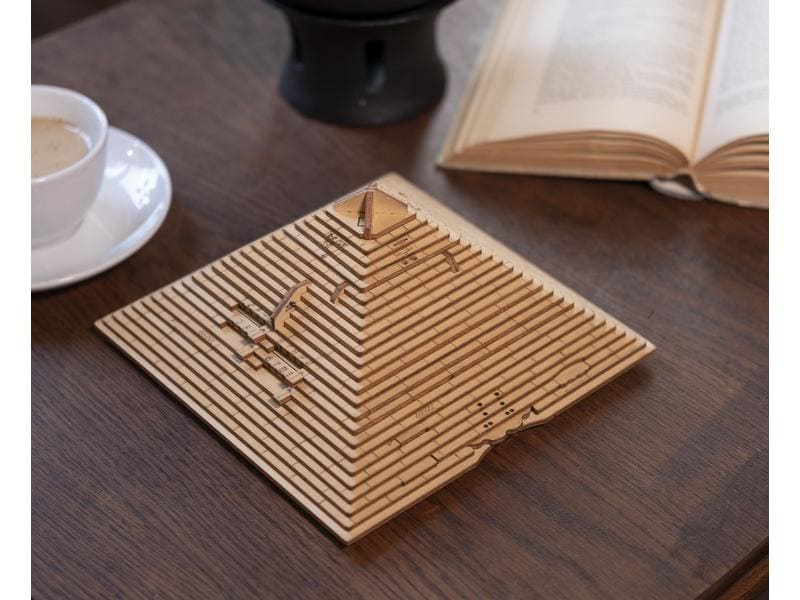 Escape Welt Rätselspiel Quest Pyramide Ein spannendes Escape-Spiel als kompakte Puzzle-Box aus Holz