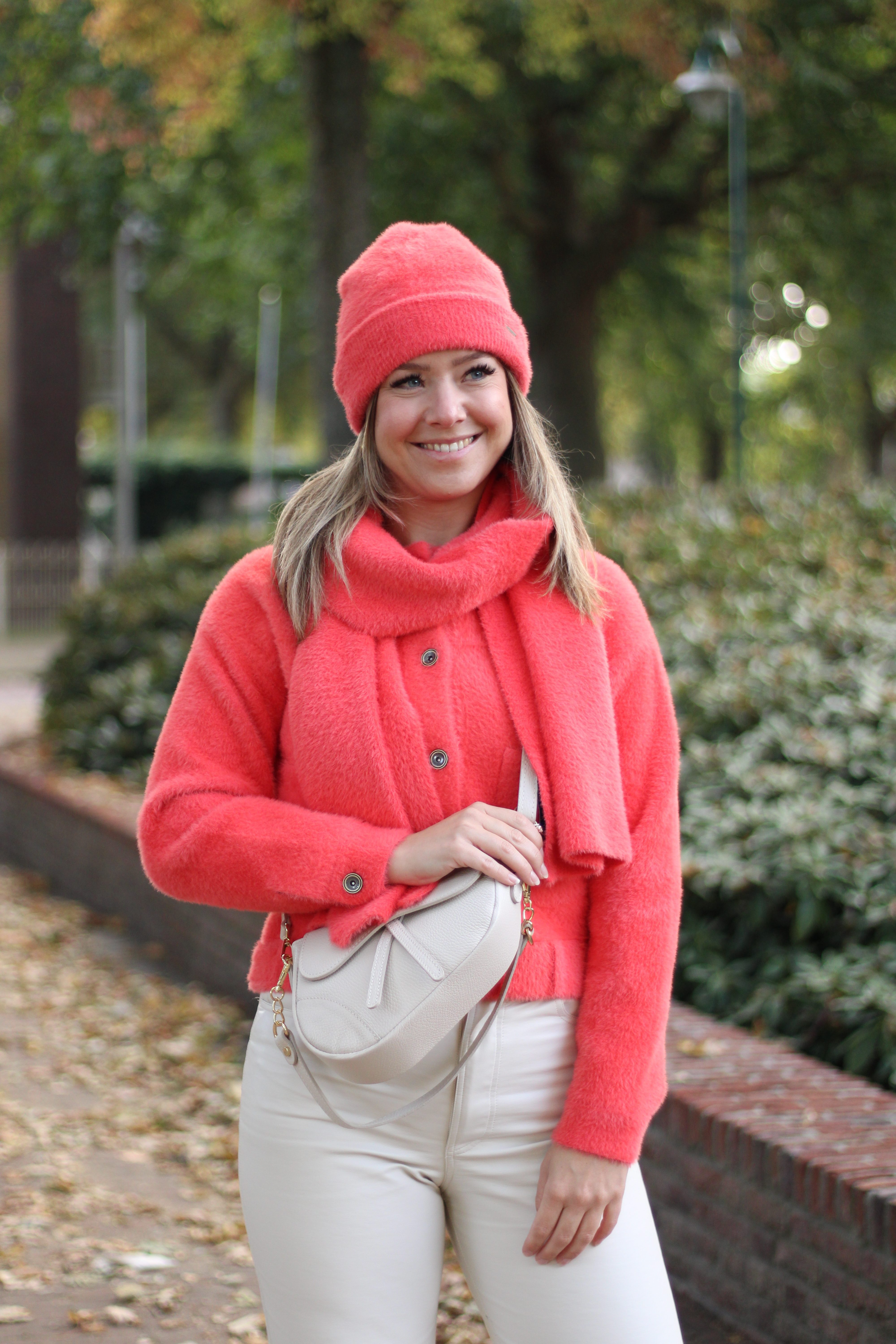 Rino & Pelle - Leah Knitted Scarf - Bright Coral