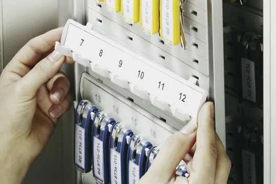 DURABLE KEY BOX - Nøglekabinet - 72 kroge - børstet aluminium - aluminium