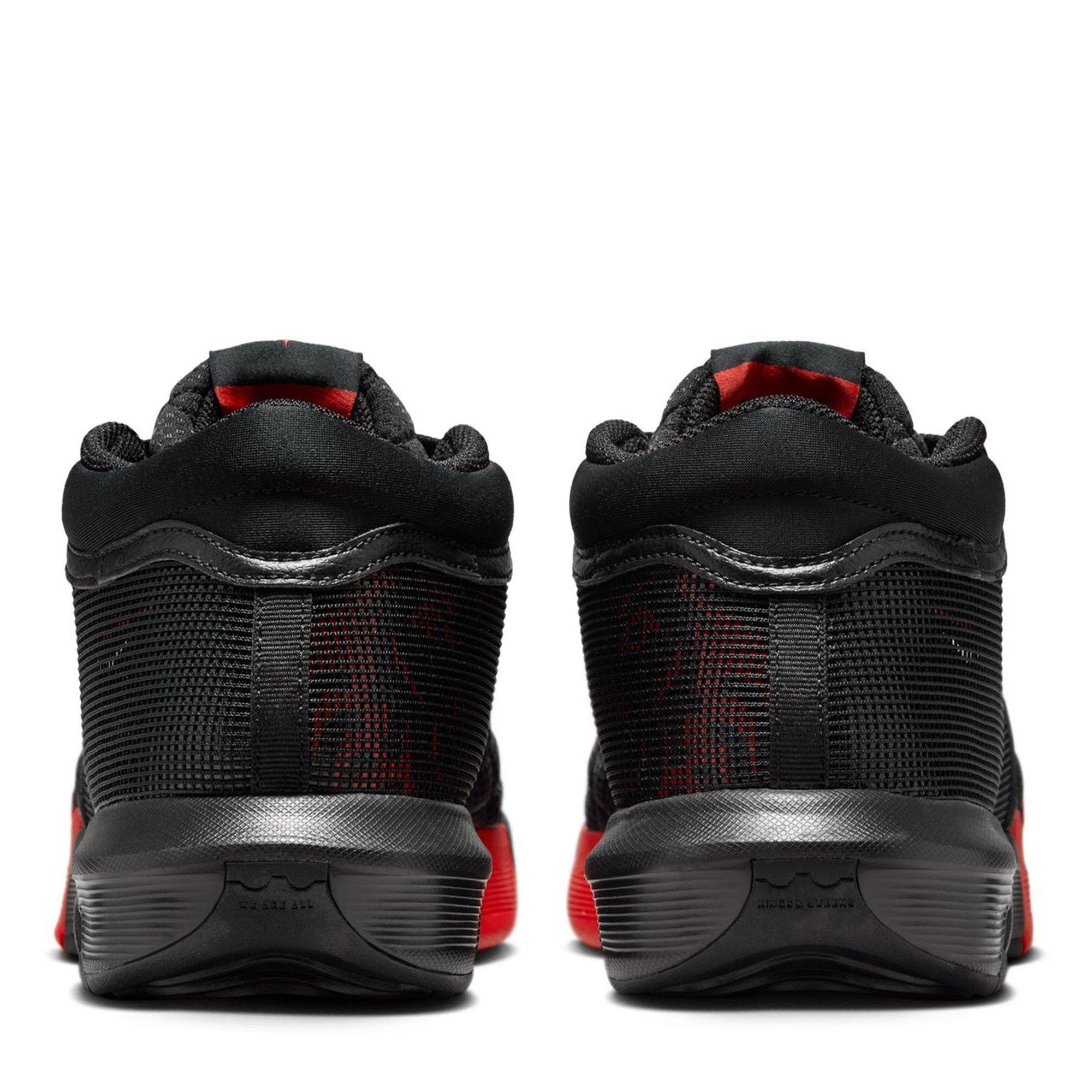 Nike LeBron Witness VIII Basketball Shoes