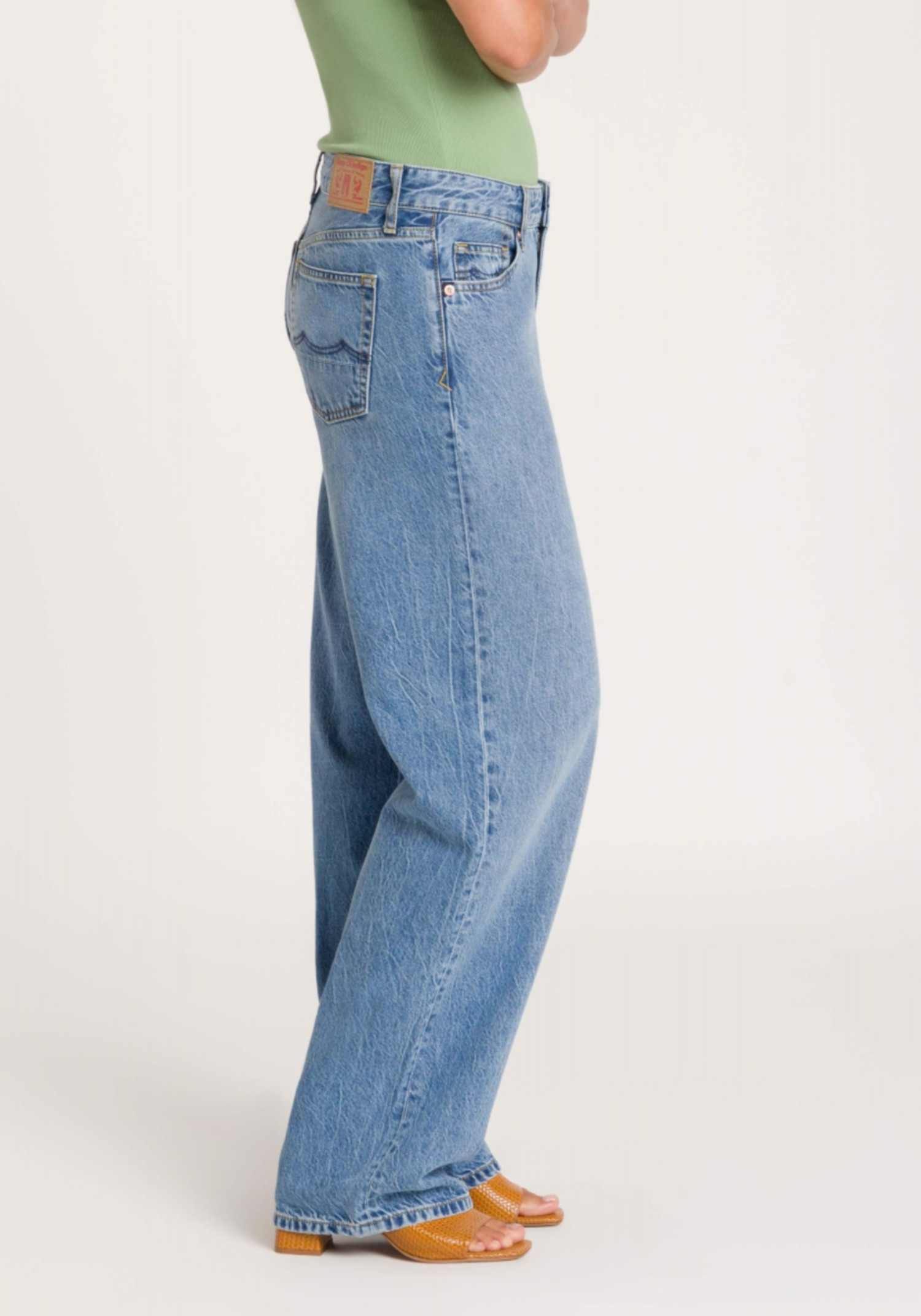 Kings Of Indigo Jeans Joan Cindy Mid Used