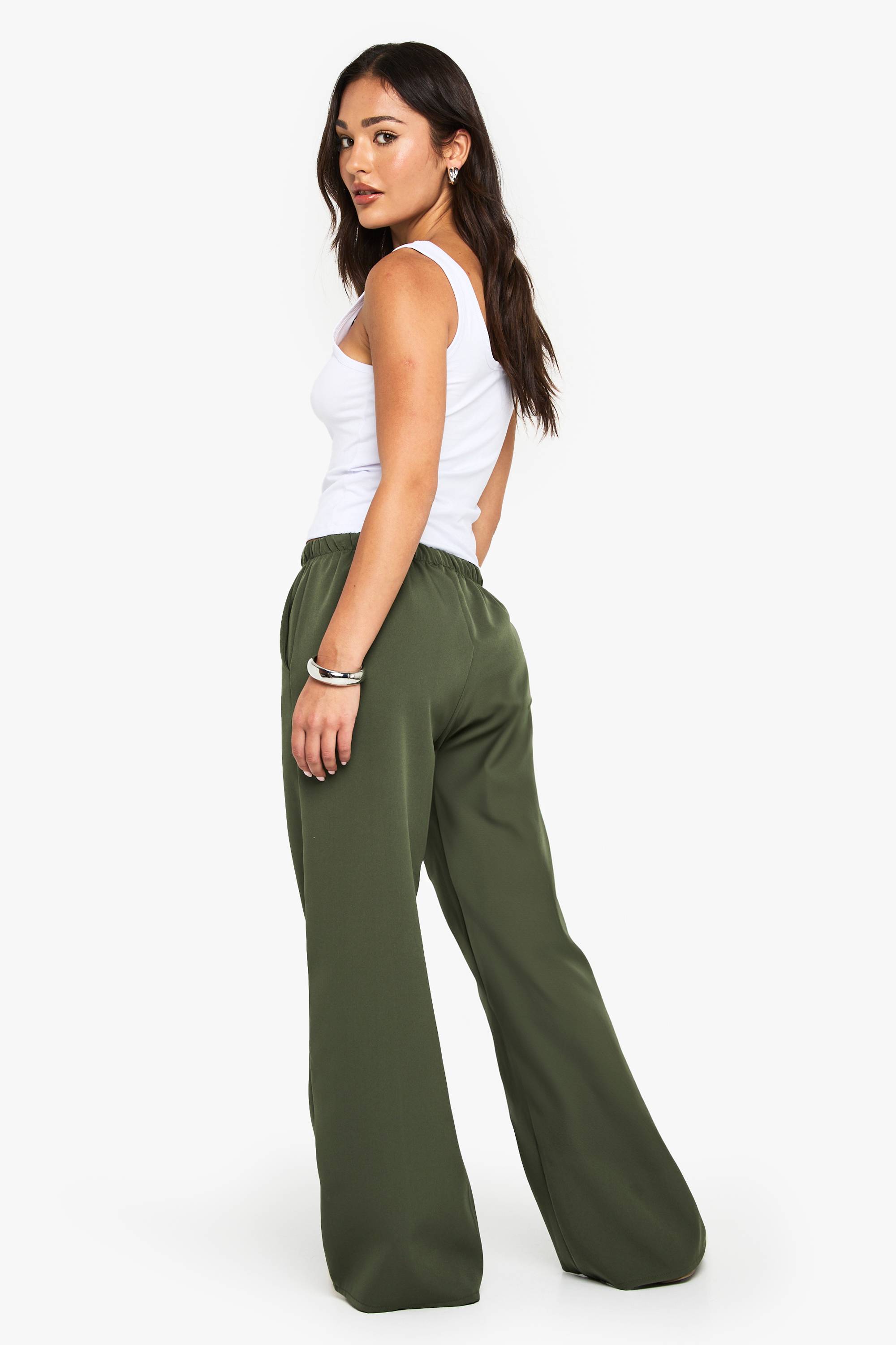 boohoo Petite Pantalon tissé à taille élastiquée et jambe droite
