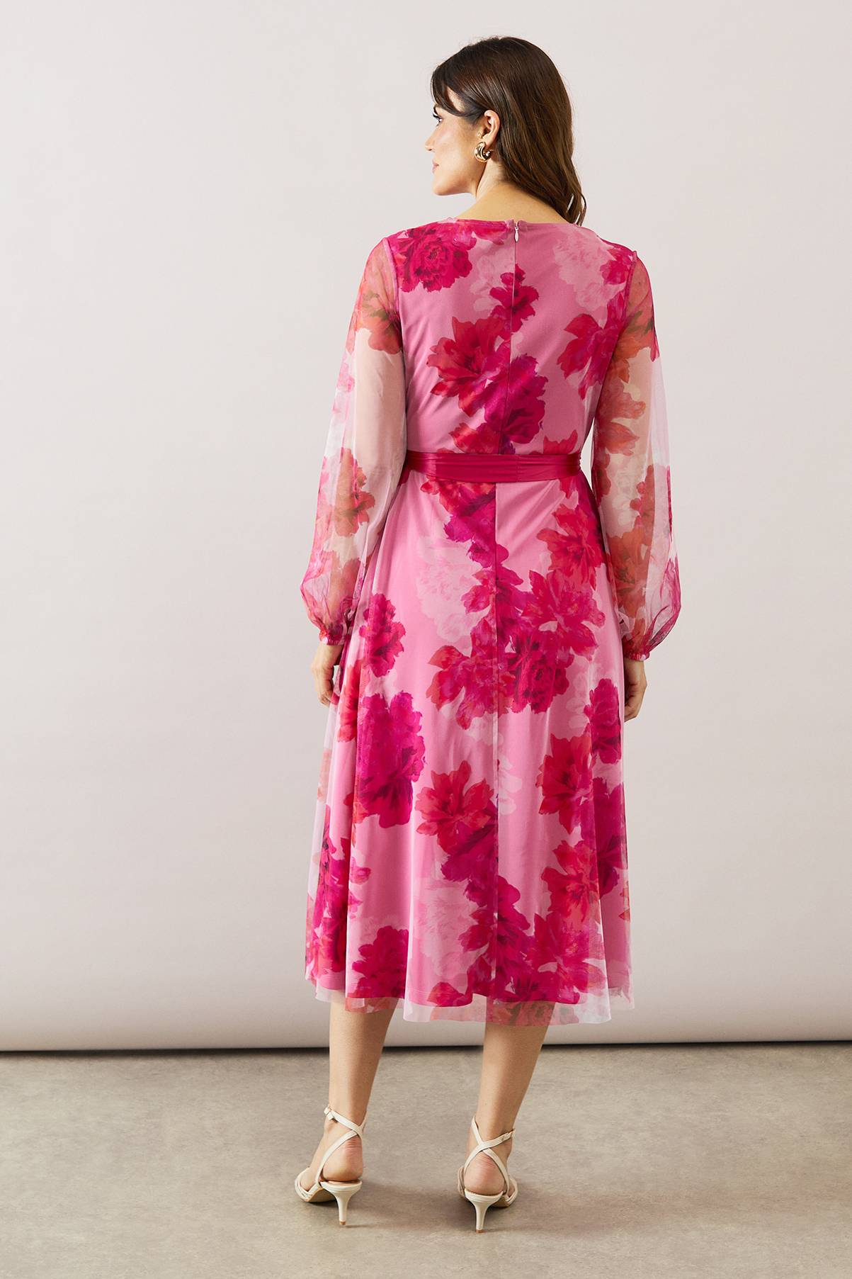 Wallis Robe Midi en Mesh Floral avec Lien en Satin