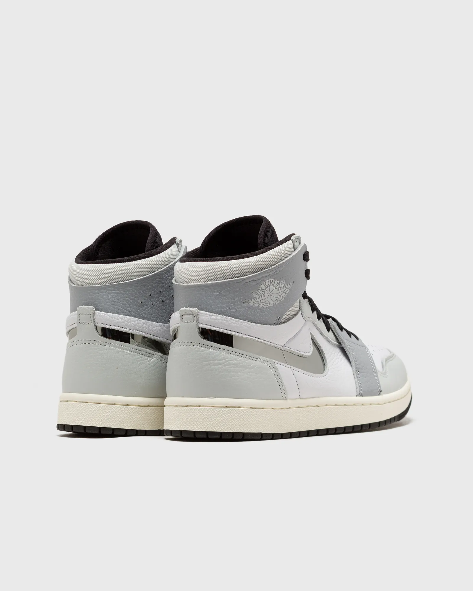 Jordan WMNS AIR JORDAN 1 ZM AIR CMFT 2