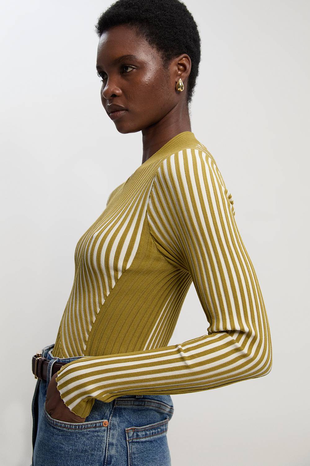 KarenMillen Haut tricoté ajusté à manches longues à rayures
