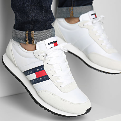 Baskets Runner Casual Essential 1351 White
