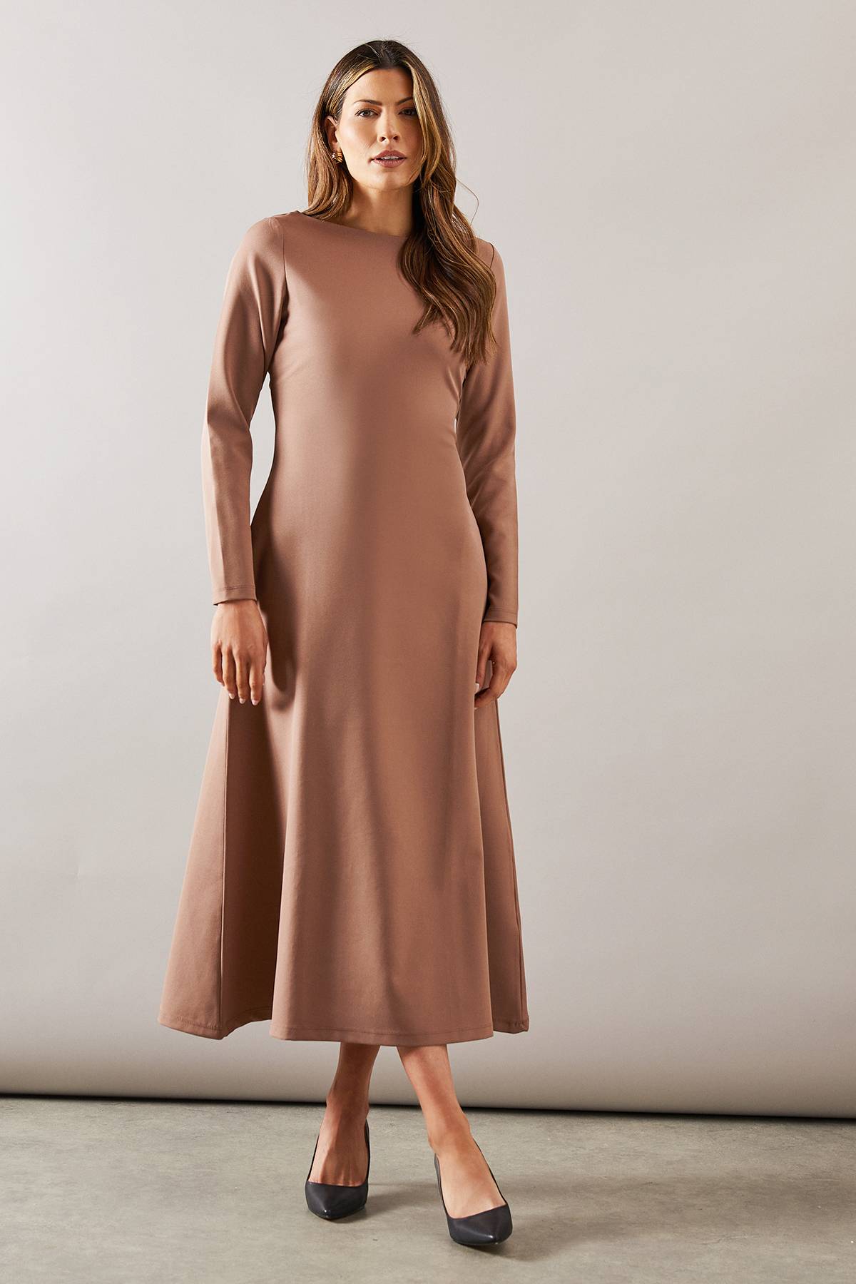 Wallis Robe Midaxi Ajustée en Jersey à Encolure Asymétrique