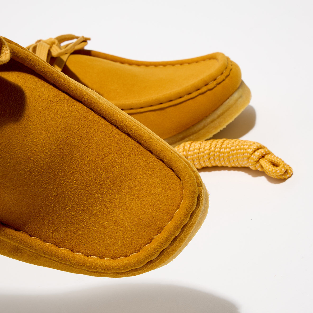 Clarks Originals Derbies en Velours de Cuir Wallabee jaune moutarde