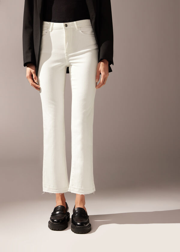 Calça jeans cropped flare
