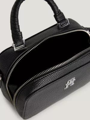 Bolsa transversal com monograma em textura granulada