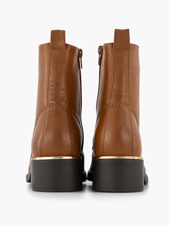 Claudia Ghizzani Veterboot