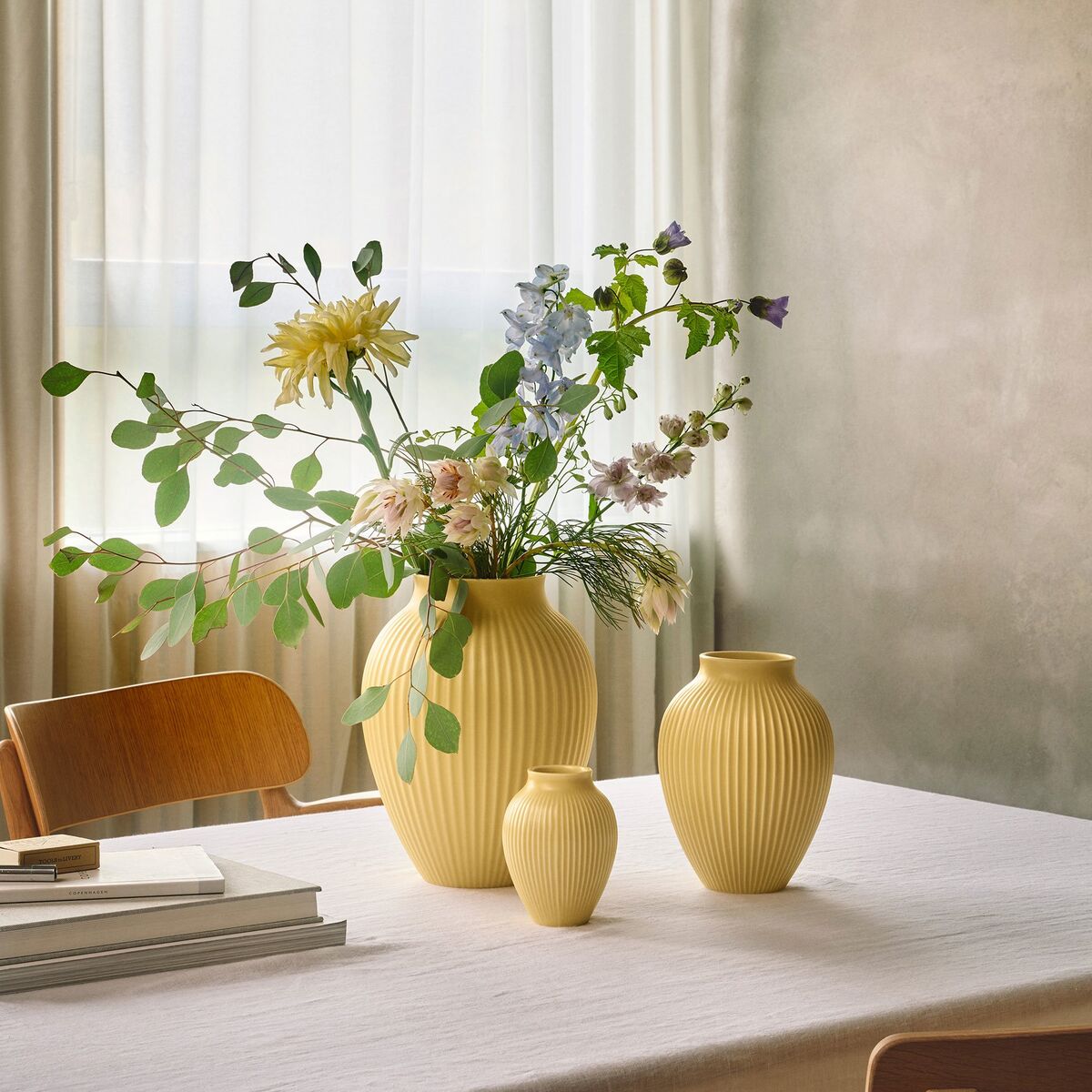 Vase 27 cm, gul