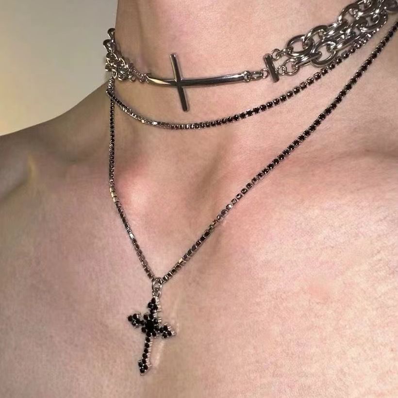 Lilafey - Set: Kruishanger met strass-steentjes en gelaagde ketting + ketting