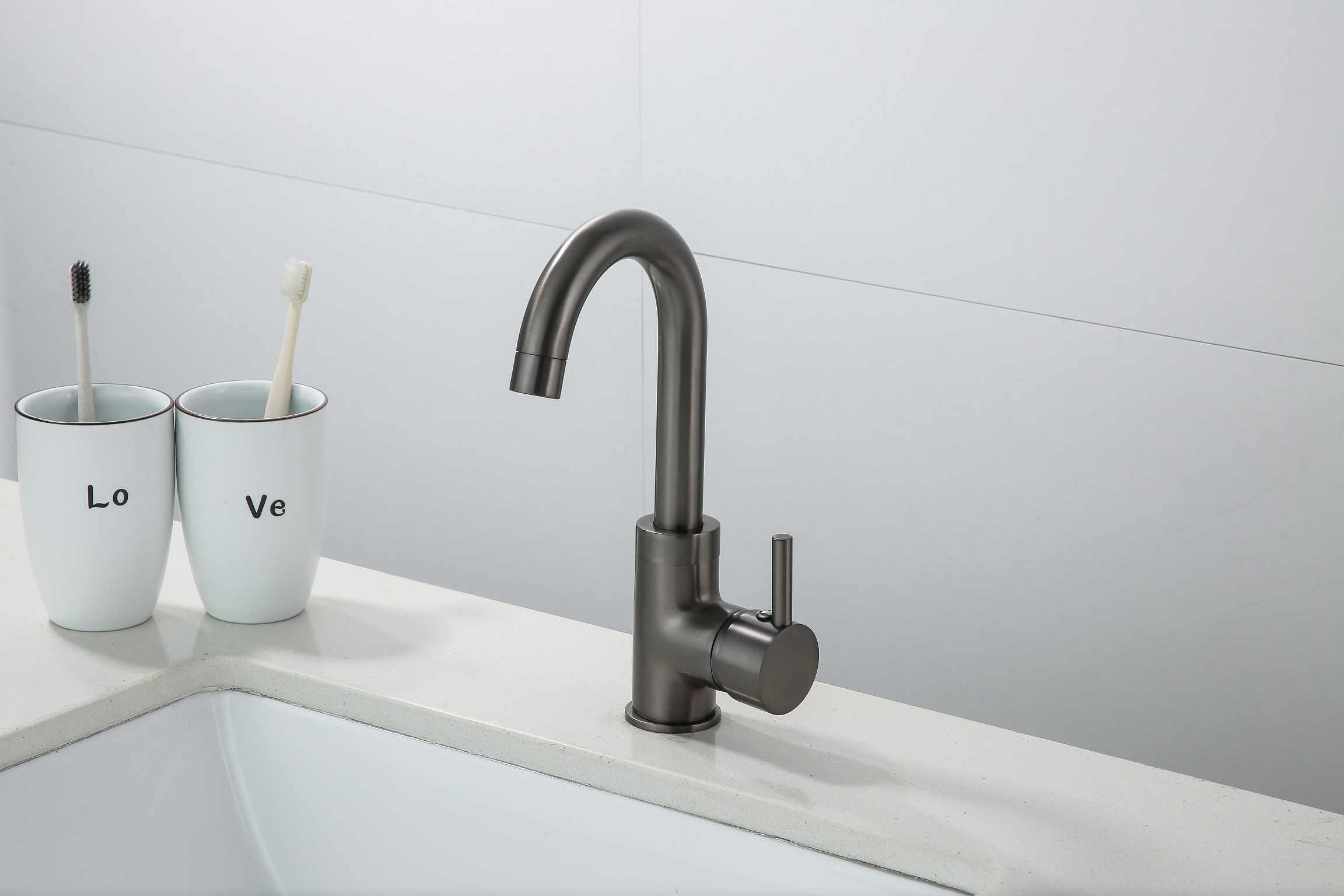 Saniclear Iron matrix draaibare wastafelkraan verouderd ijzer - gunmetal