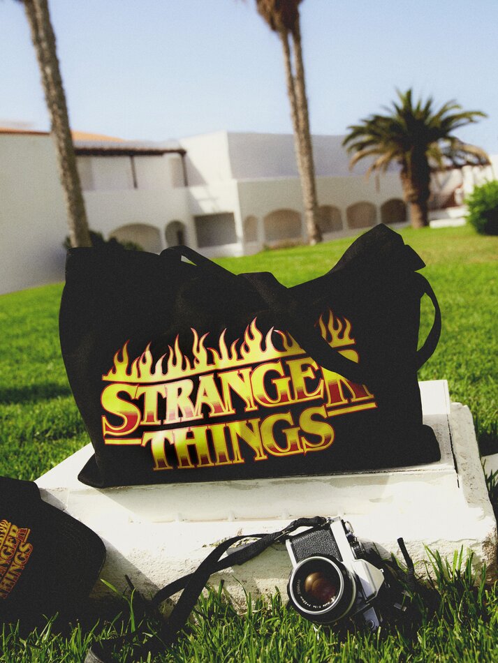 Sacola de compras Stranger Things da Netflix - Preta