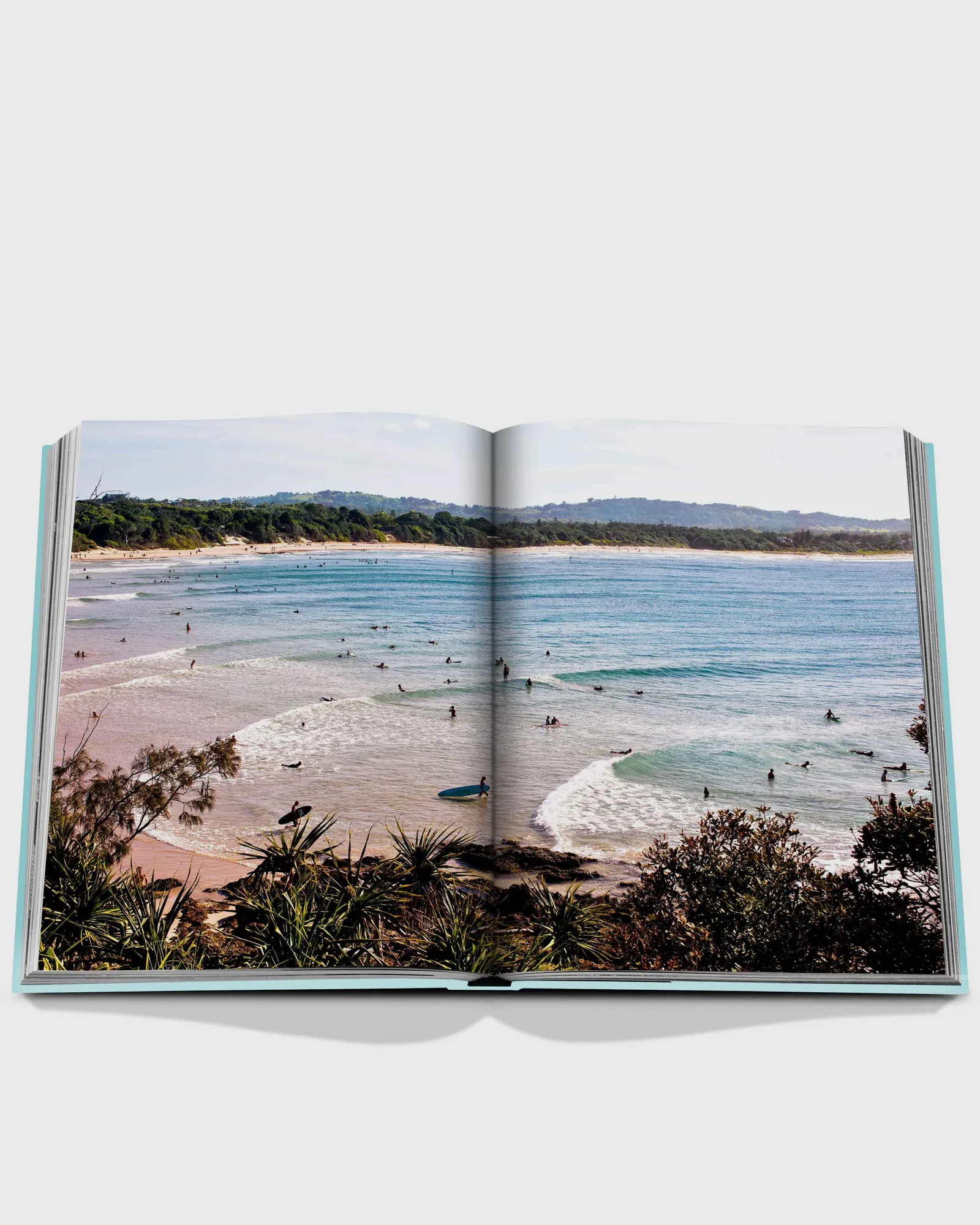 Assouline “Byron Bay” by Shannon Fricke