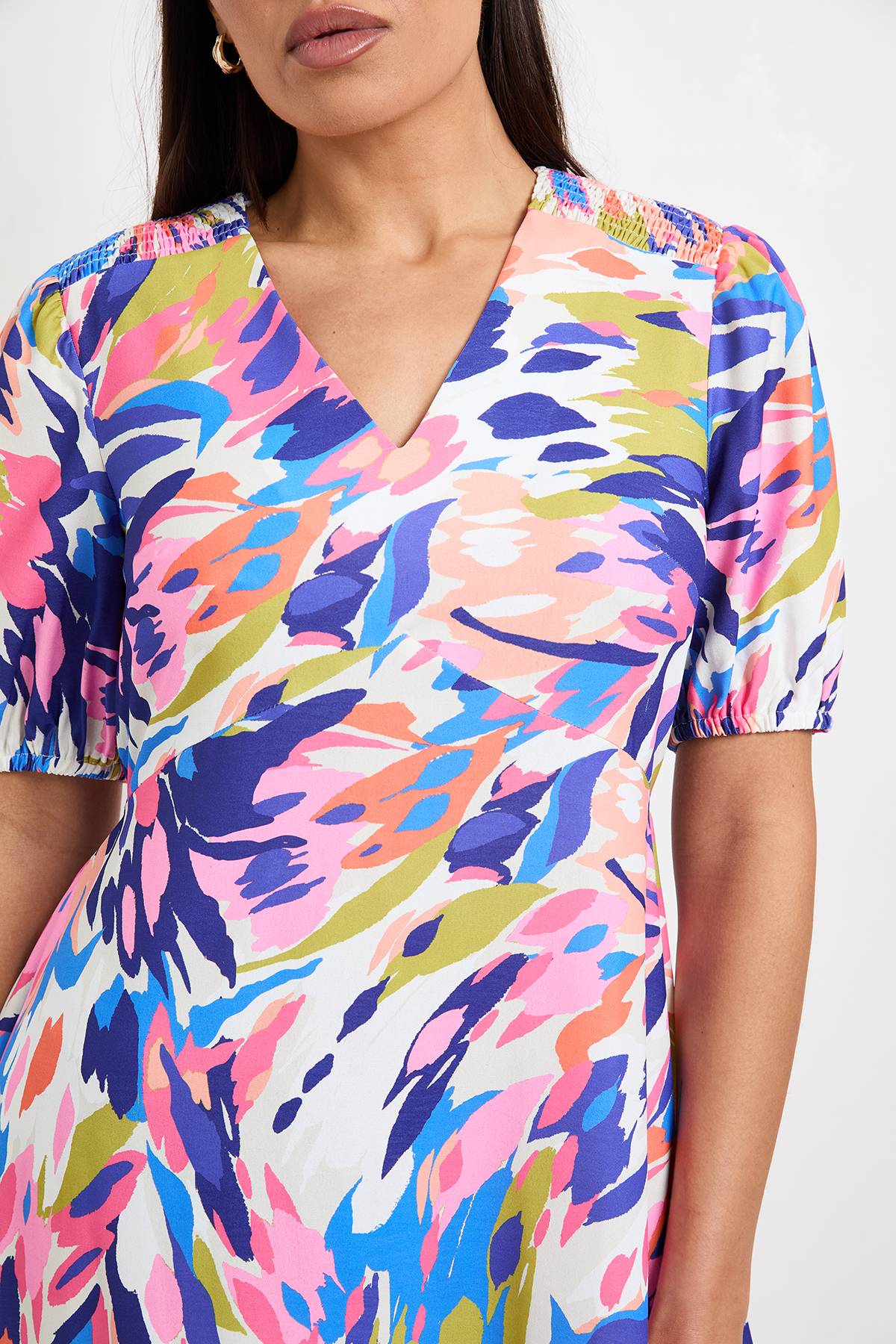 Wallis Robe D'été Abstraite Longueur Thé