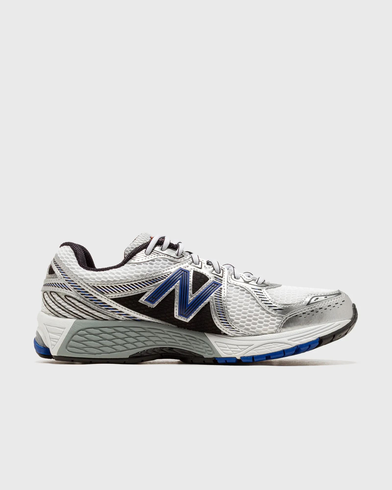 New Balance 860XB