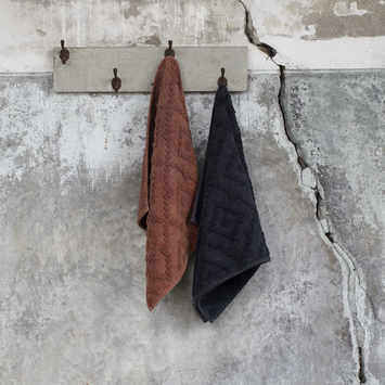 Sealskin badmat aztec 60x60cm donkerroze