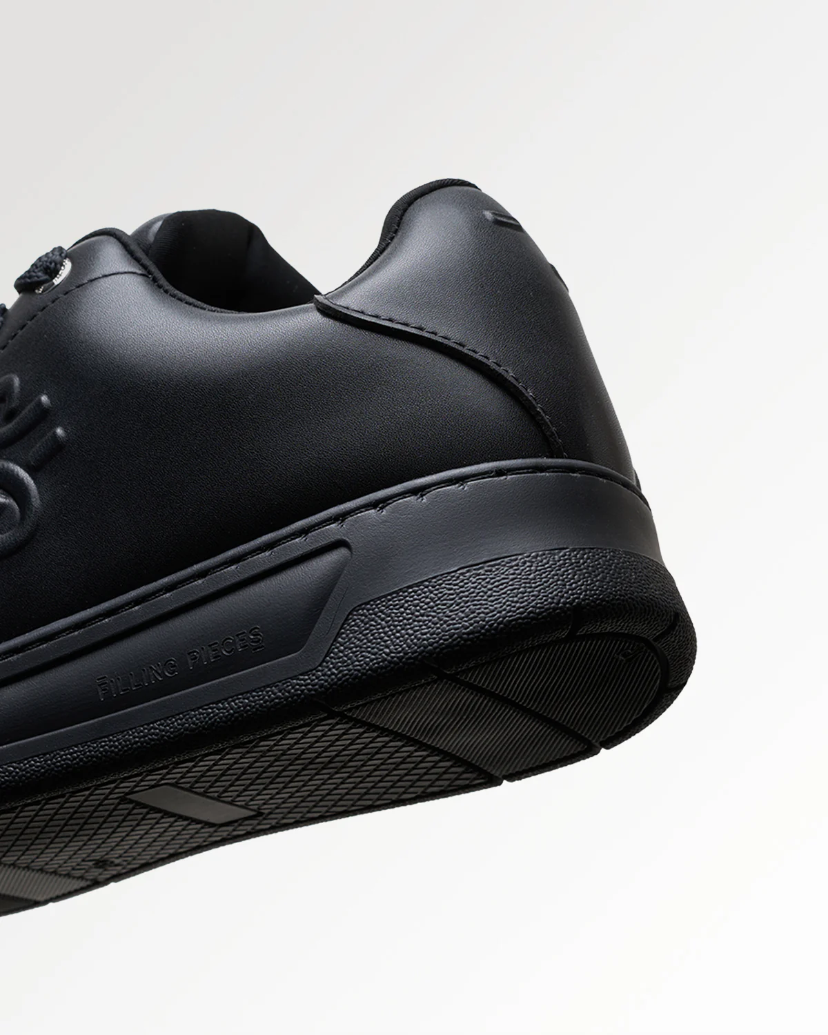 Voyage Knot All Black