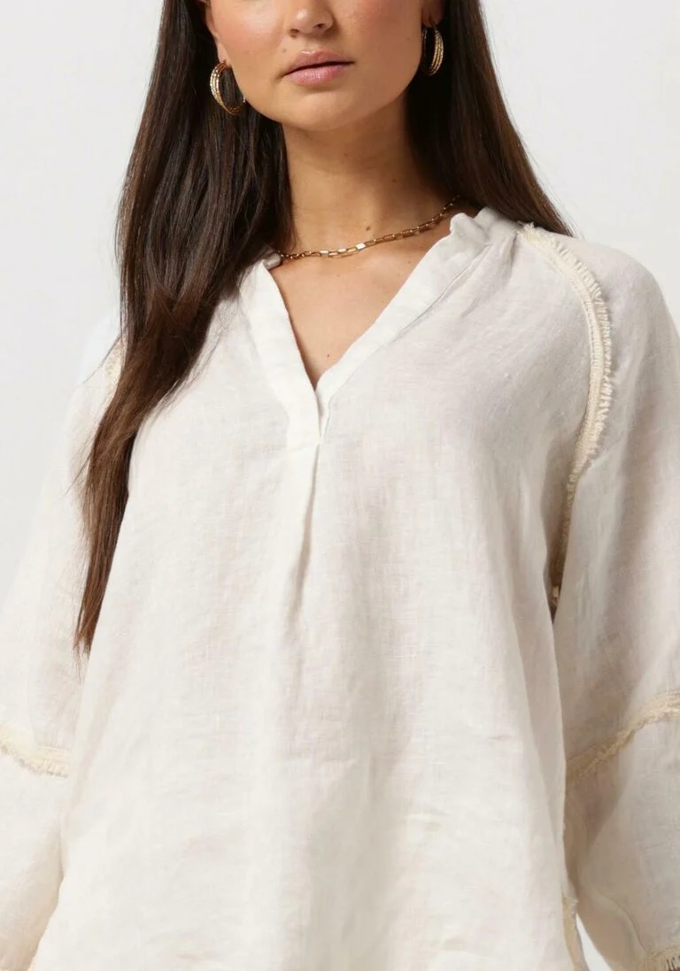 ACCESS witte access blouse blouse with v and fringes