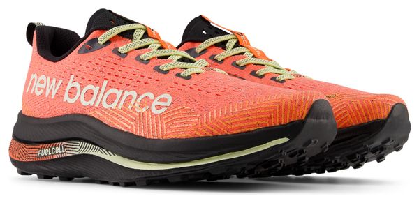 Chaussures Trail New Balance FuelCell SuperComp Trail Rouge/Noir Homme