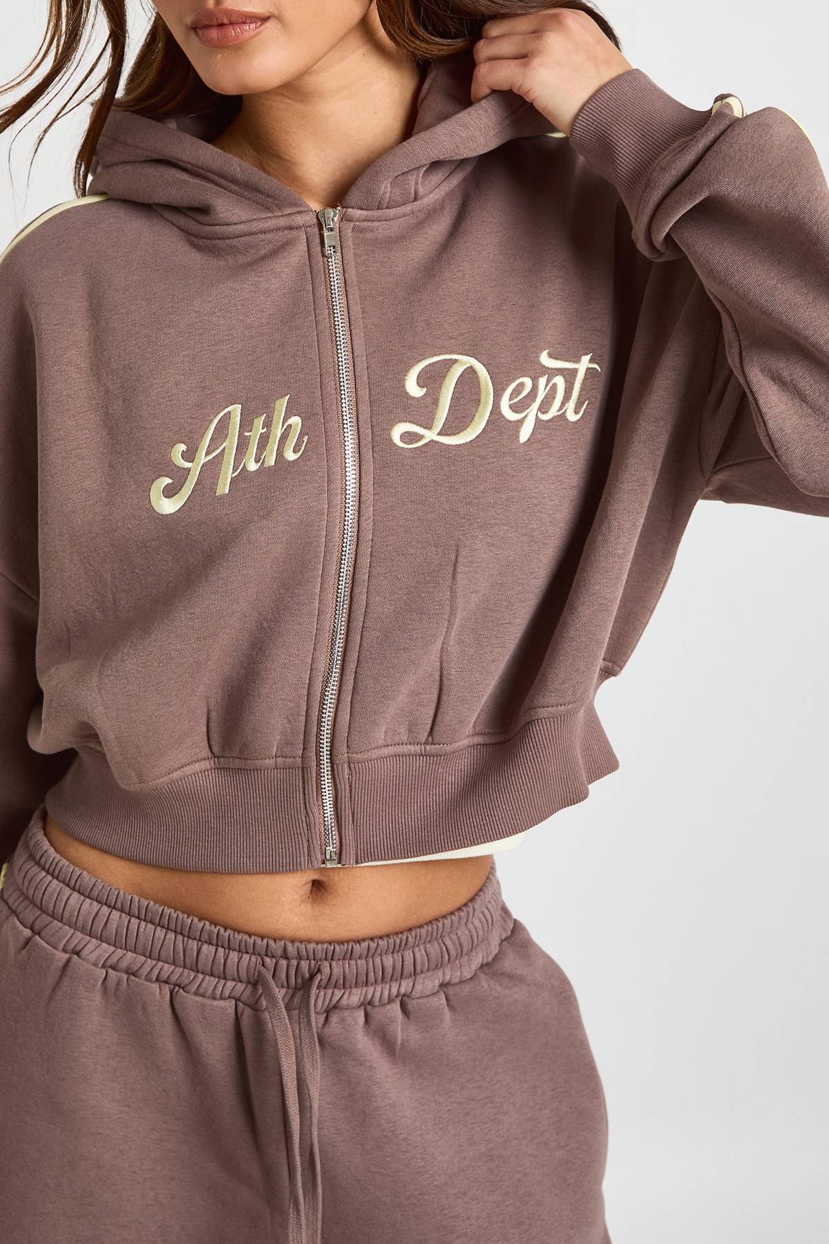 boohoo Ensemble De Survêtement À Casynthétiqueche Avec Fermeture Éclair Et Bandes Latérales Ath Dept