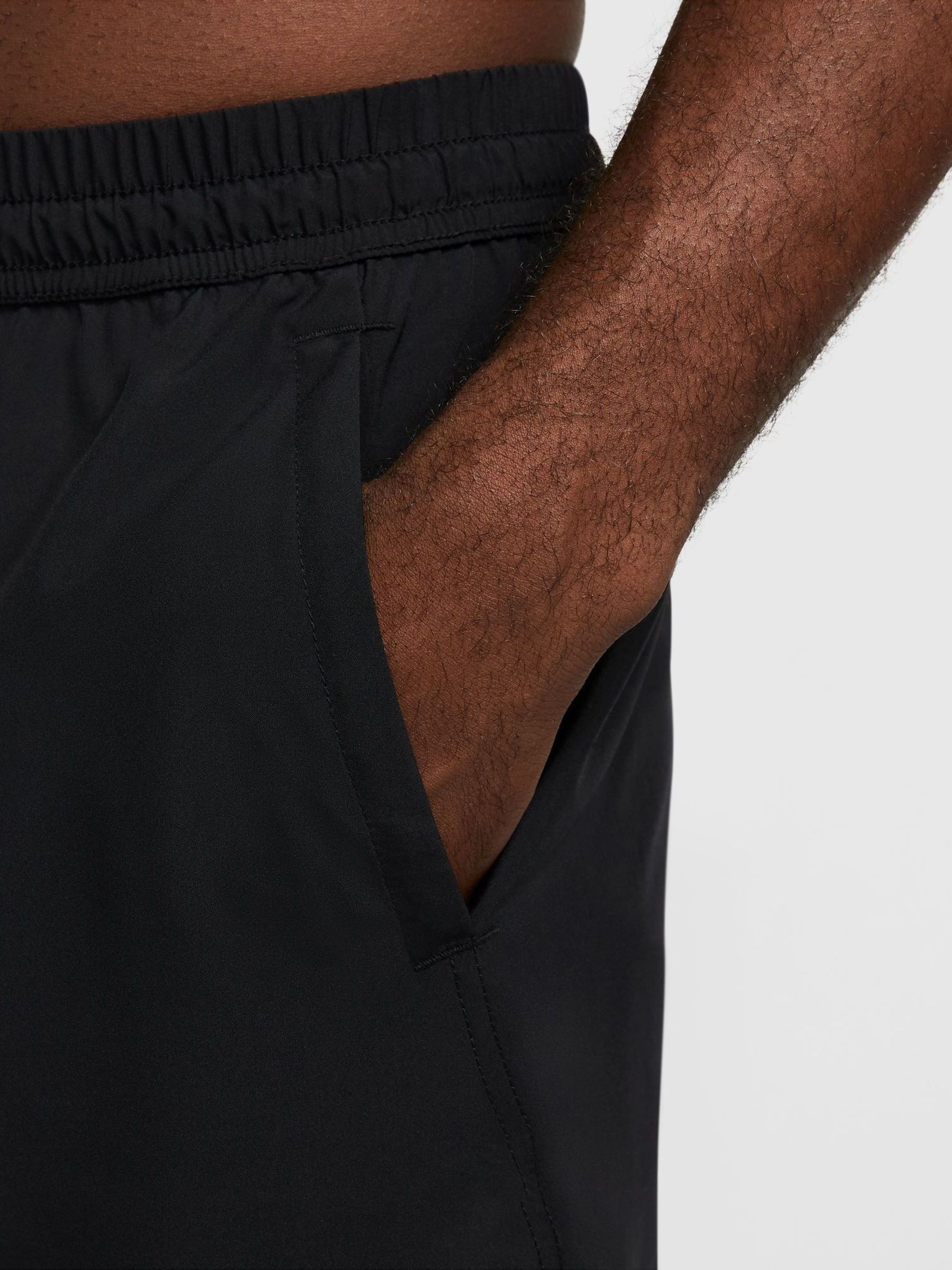 Zwart - Nike Dri-FIT Form 7 Inch niet-gevoerde trainingsshorts