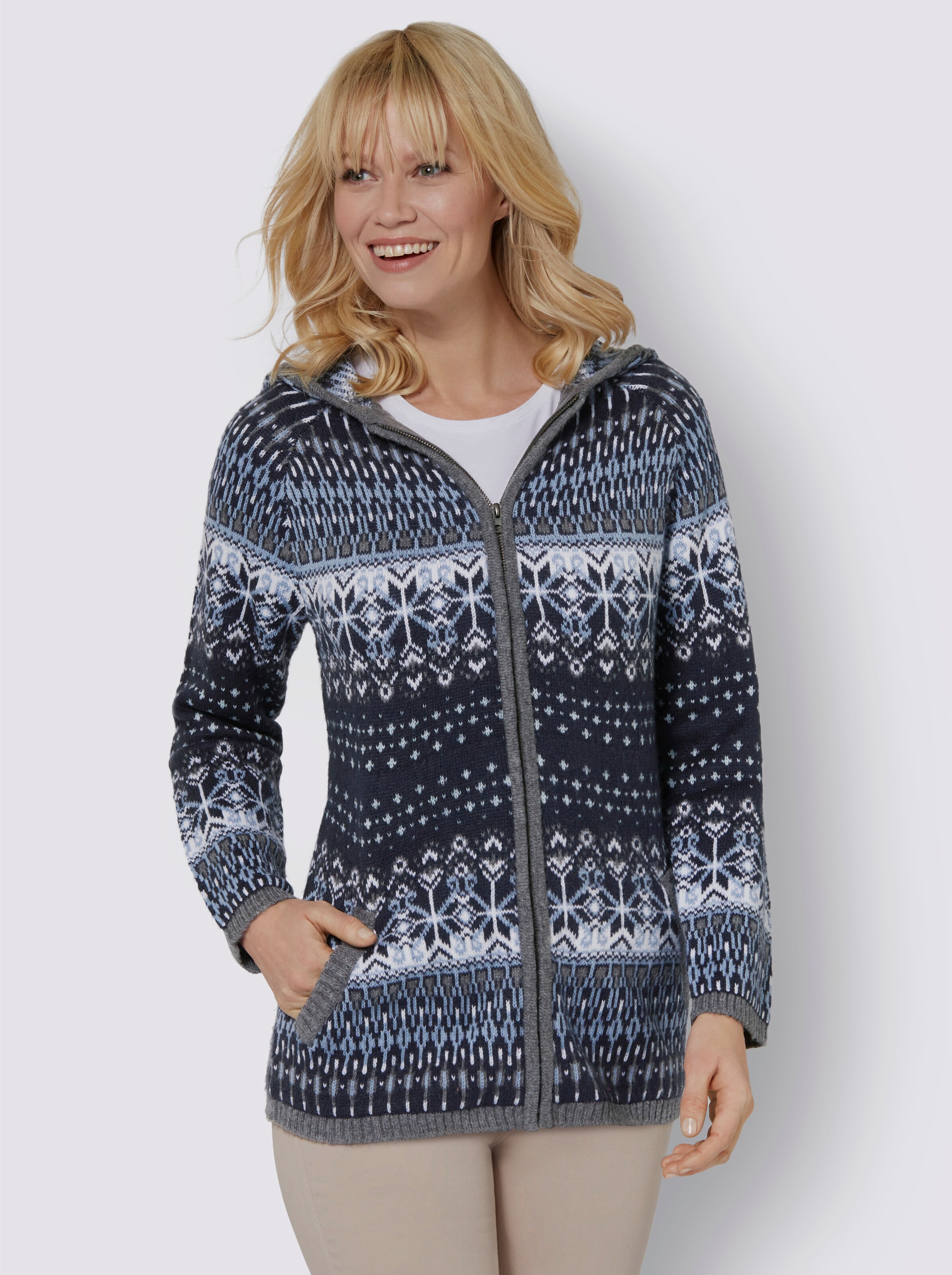 Kapuzenstrickjacke