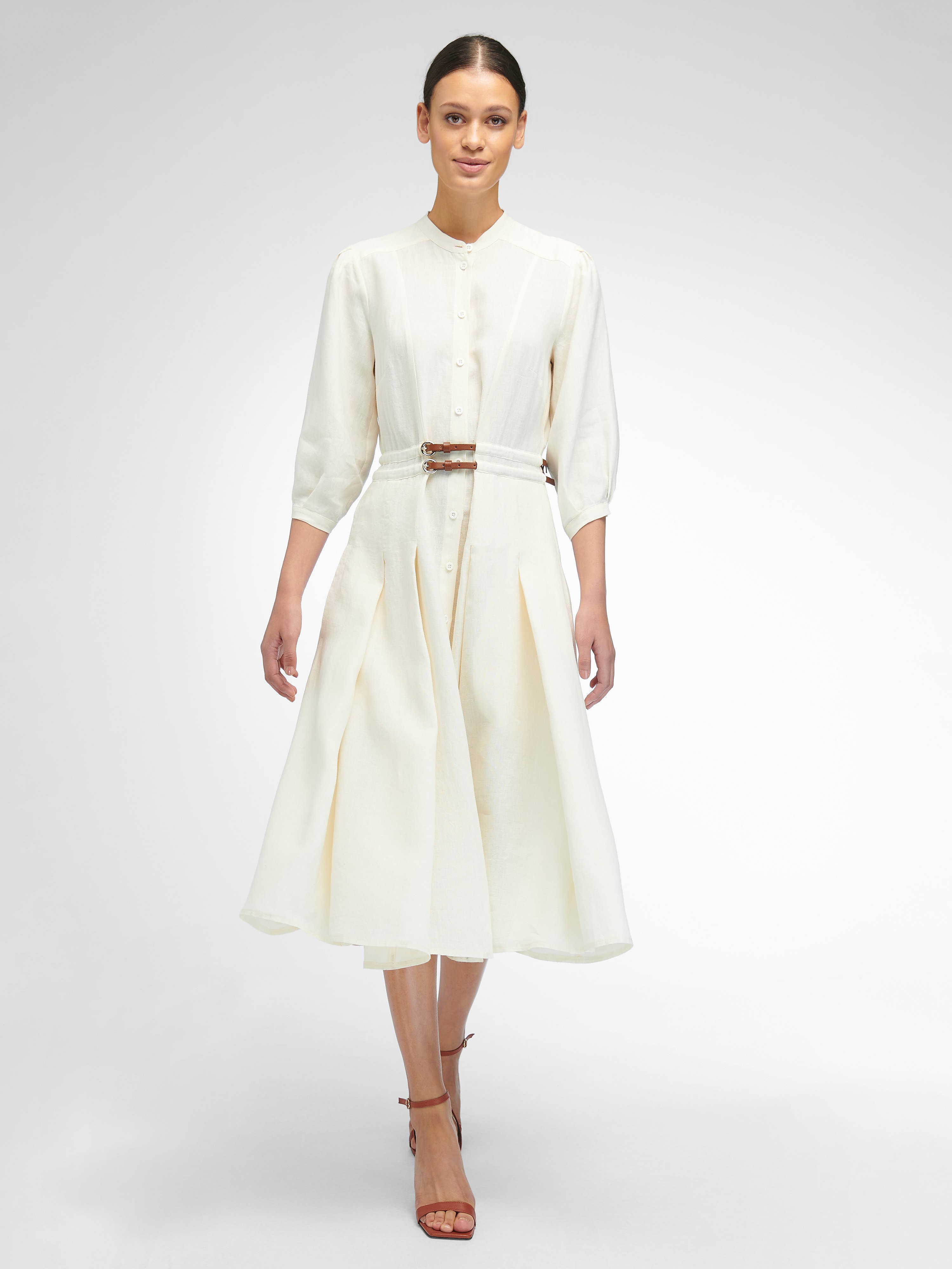 Kleid mit weitem 3/4-Arm