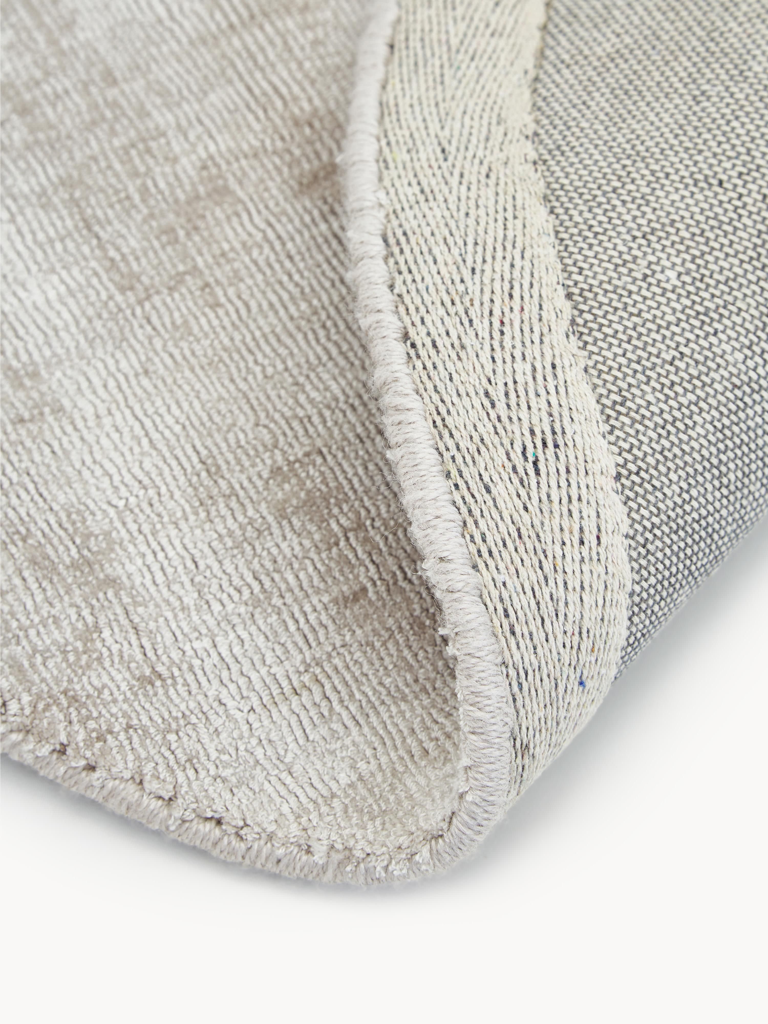 Rond handgeweven viscose vloerkleed Jane