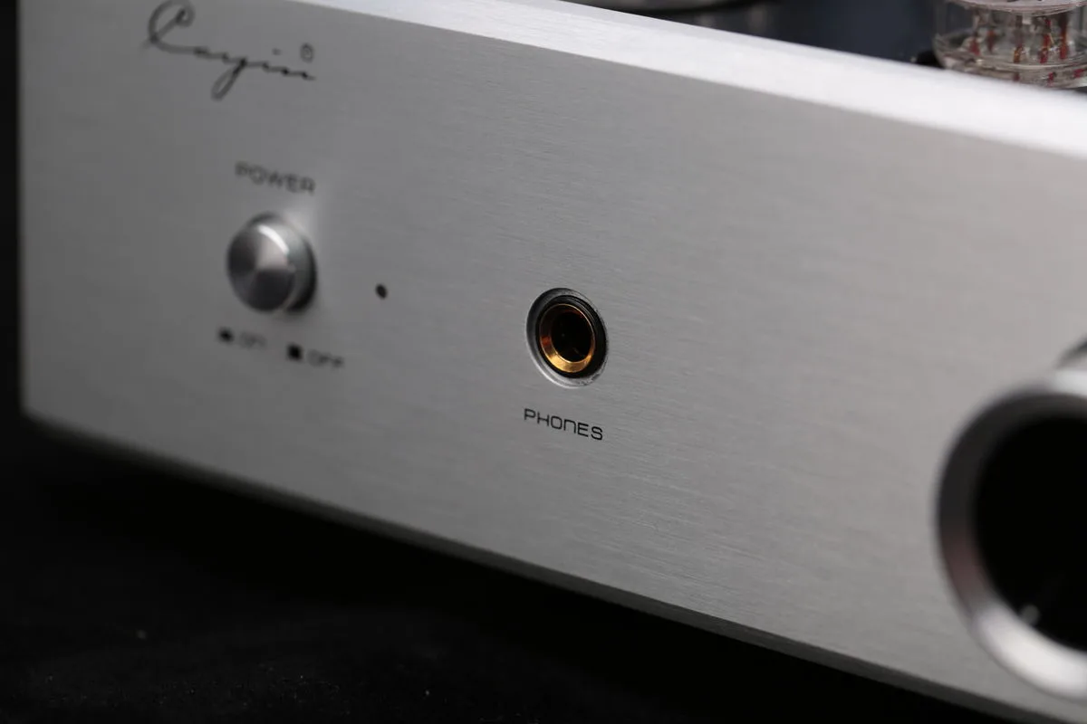 Cayin CS-55A KT88 Silver Amplis à tubes
