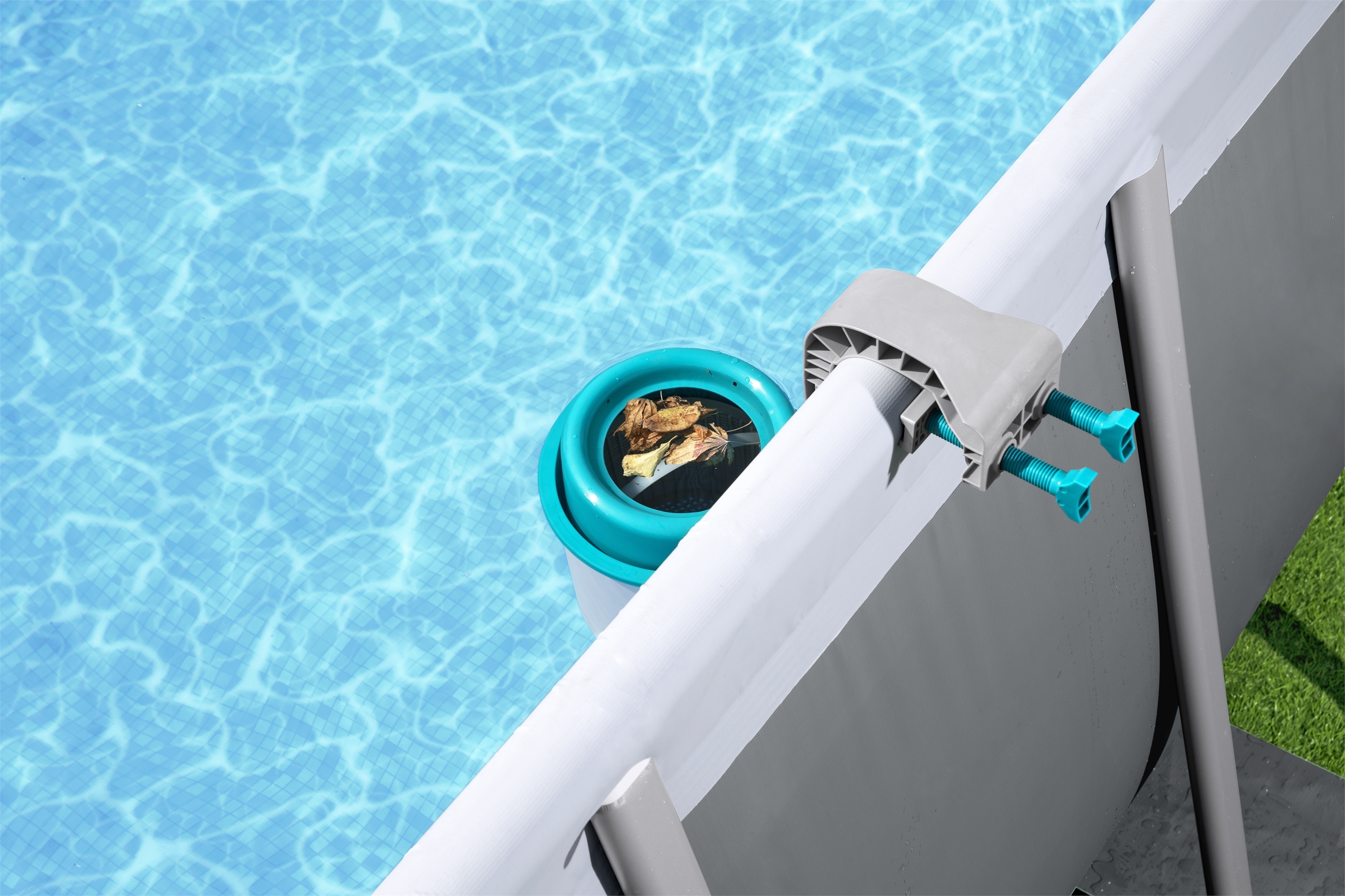 Skimmer für Pool