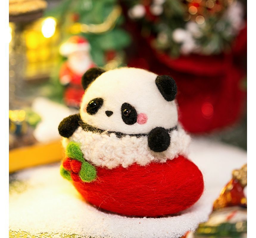 Embroidery Kingdom - DIY-naaldviltset met panda-ornamenten (verschillende ontwerpen)