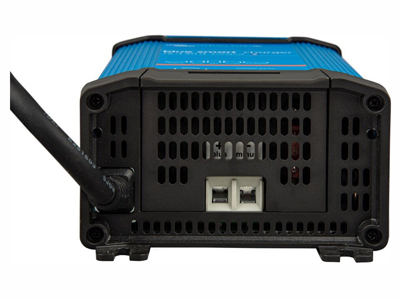 Victron IP22 30 A 1C Blue Smart acculader