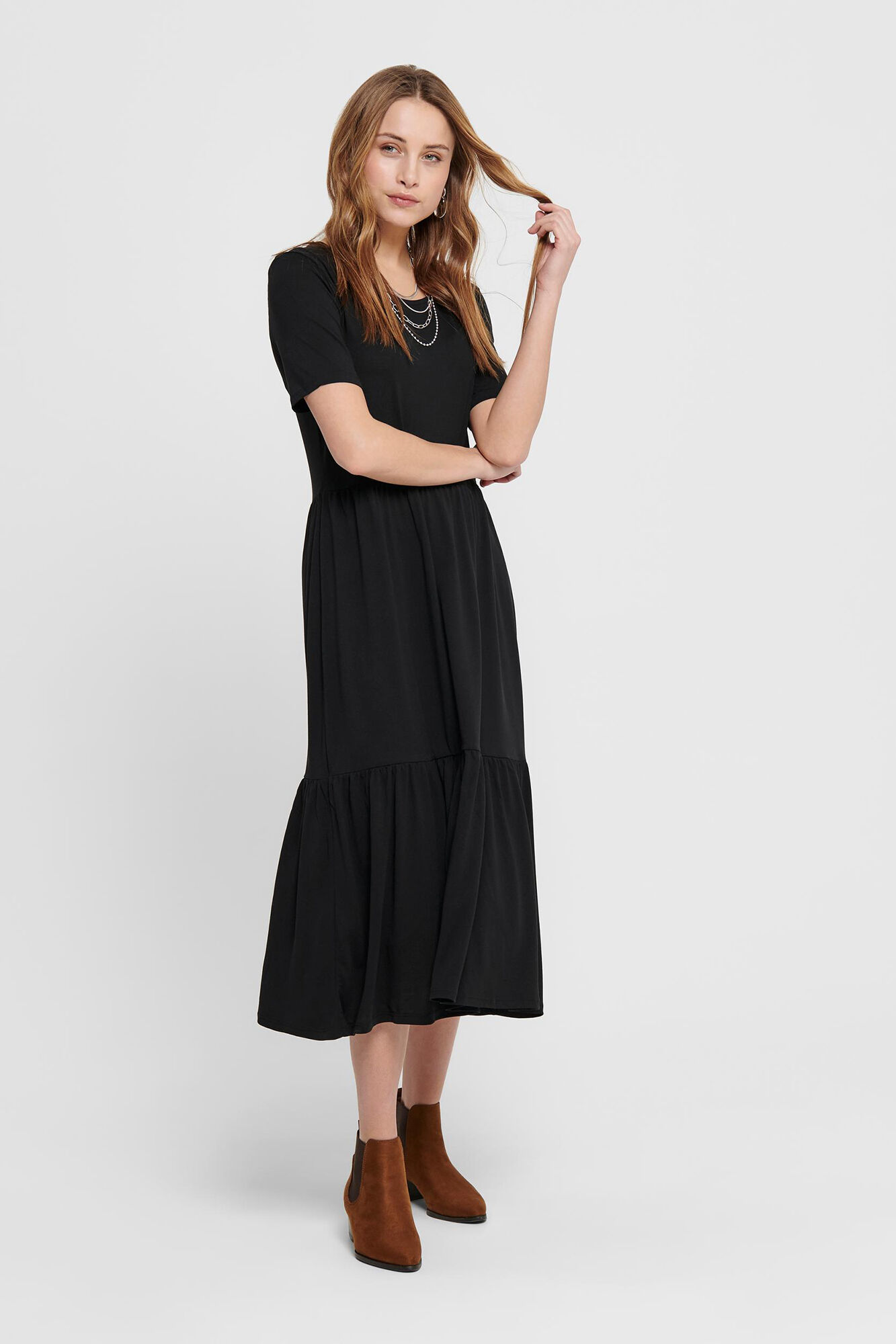 Vestido midi de manga curta