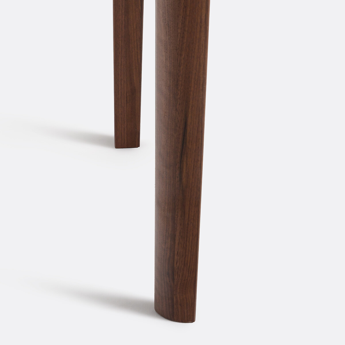 LA REDOUTE INTERIEURS<br>Mesa extensível de nogueira, 4 a 8 pessoas Tioga