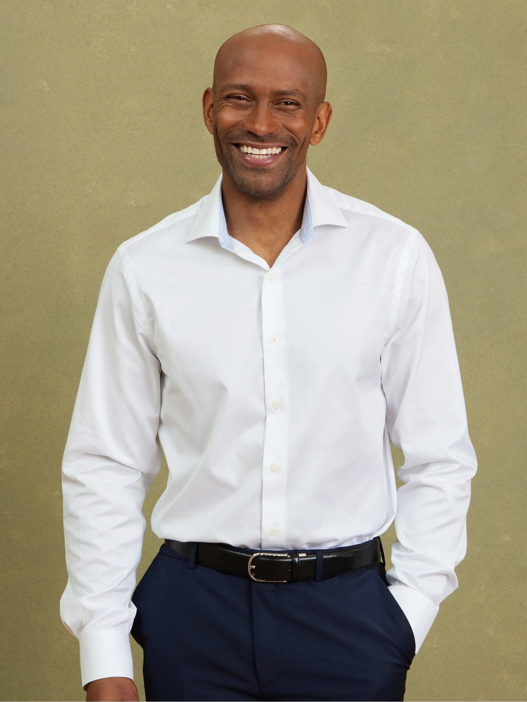 Wit - The Savile Row Company Slim Fit Single Cuff Two-Ply Cotton Gold Label Formal Shirt