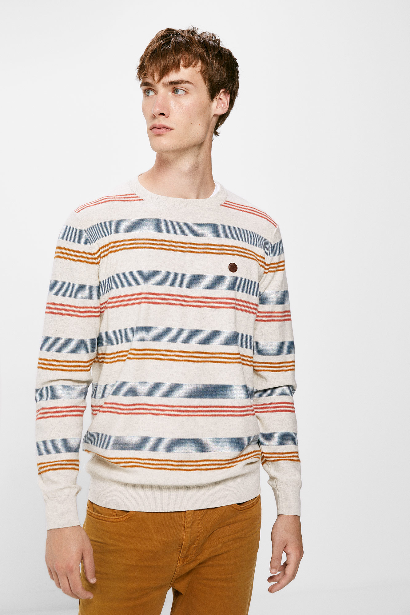 Camisa com micro-listras