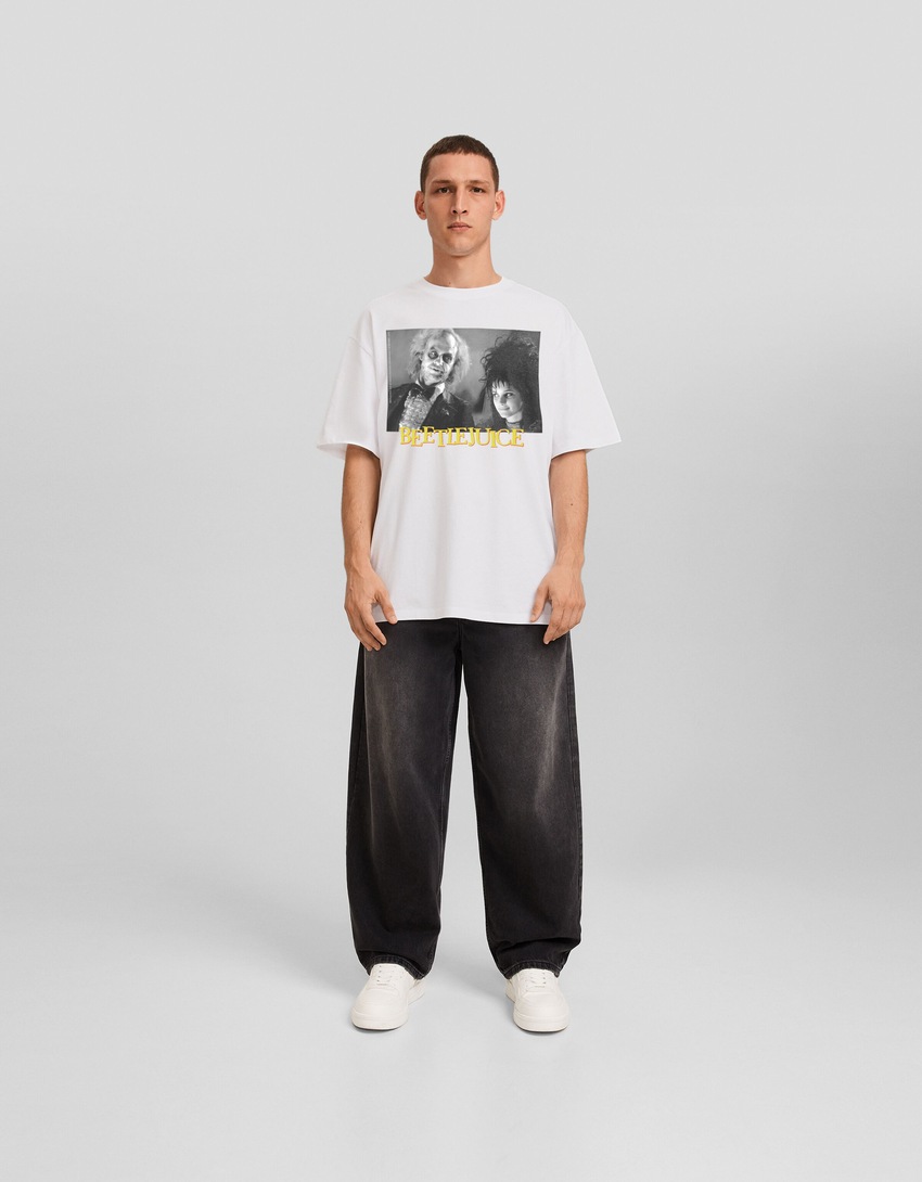 Camiseta oversized de manga curta com estampa Beetlejuice