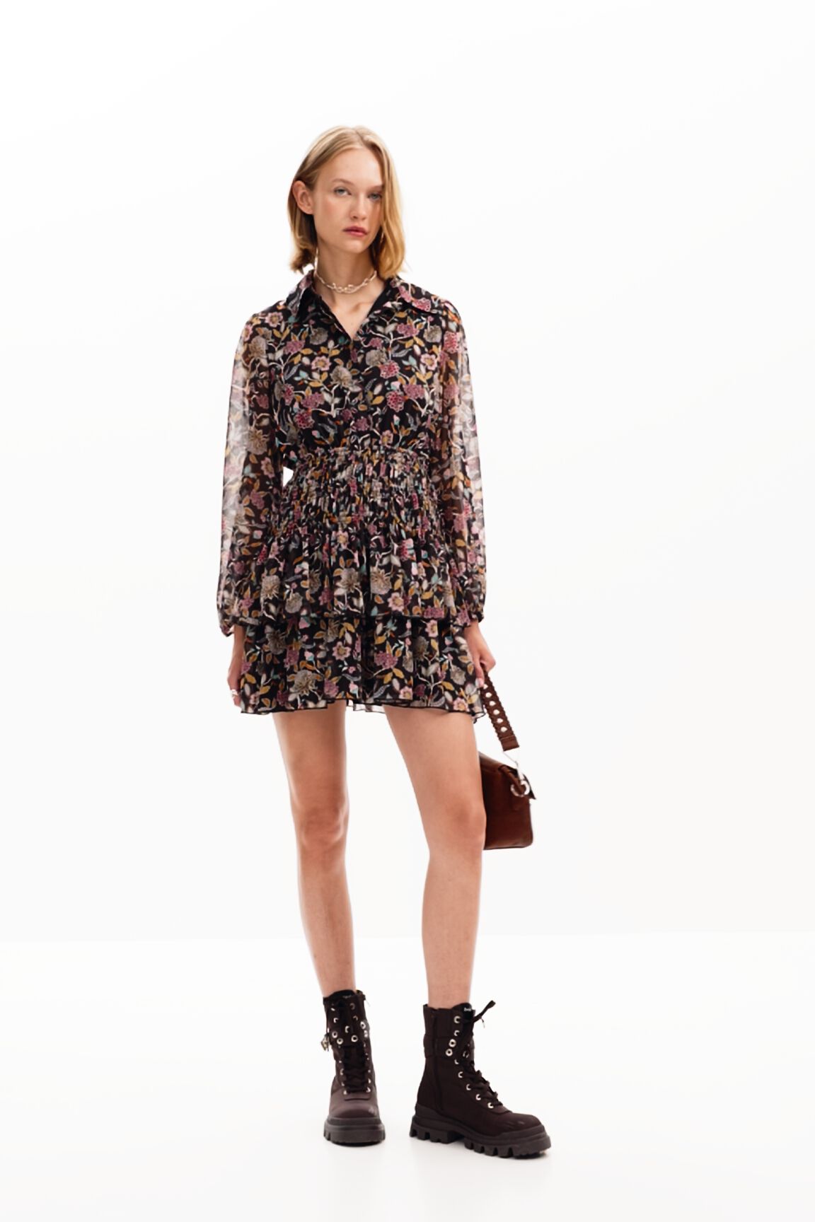 Vestido curto floral