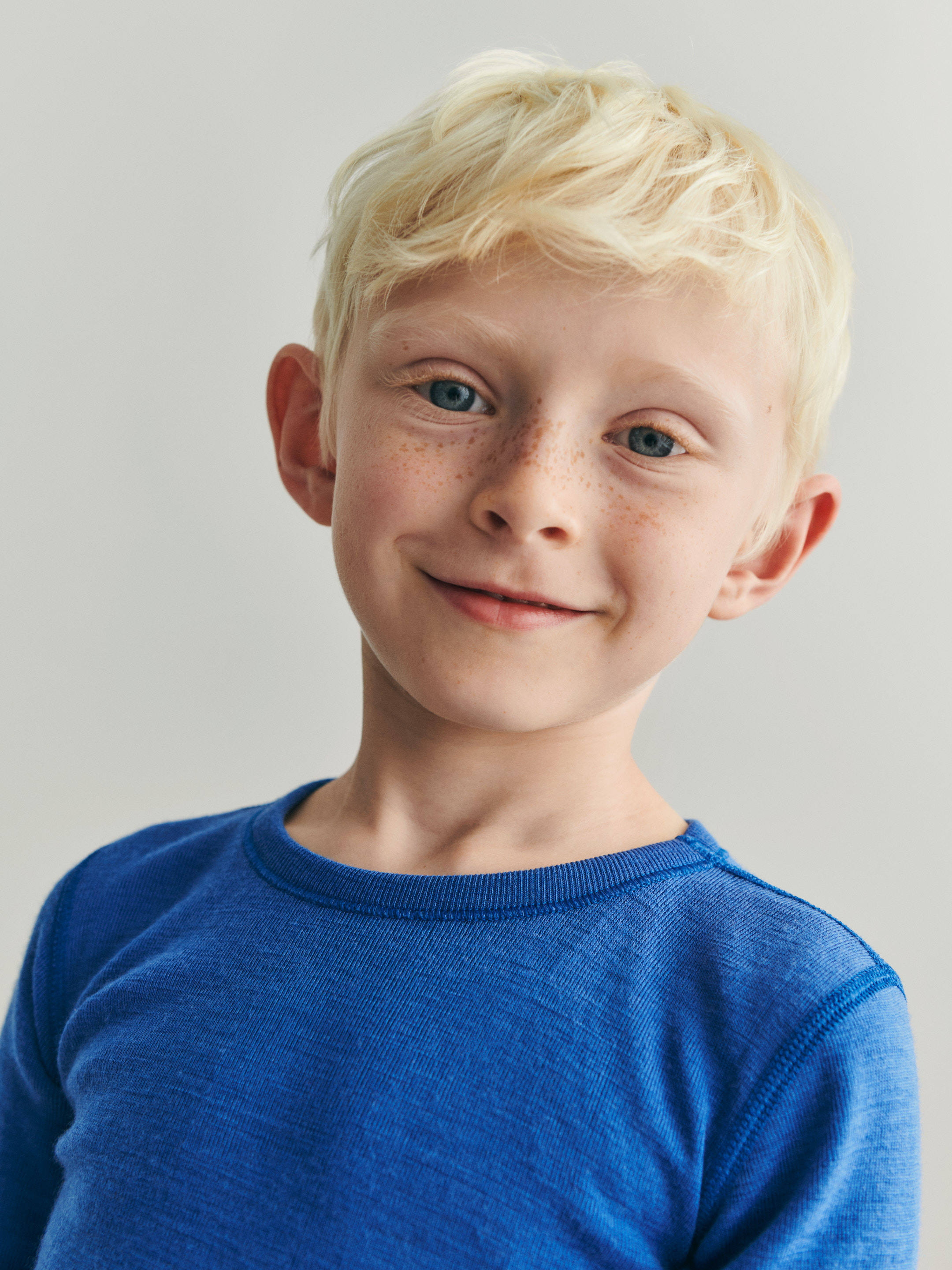 Shirt van merinowol voor kinderen in Kersthart
