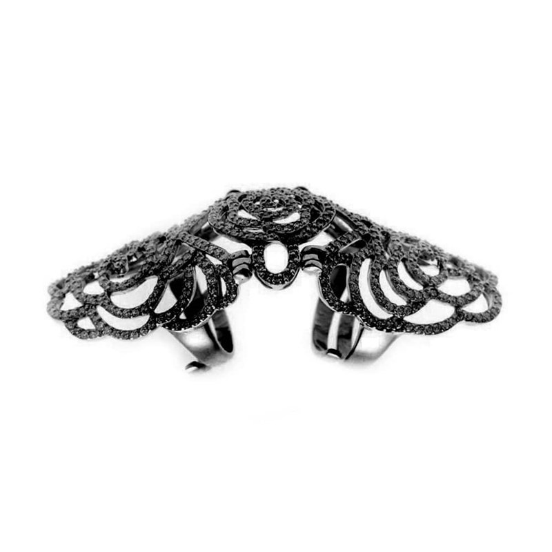 Bague Articulée Pétales Noire Sertie Pierre Blanche