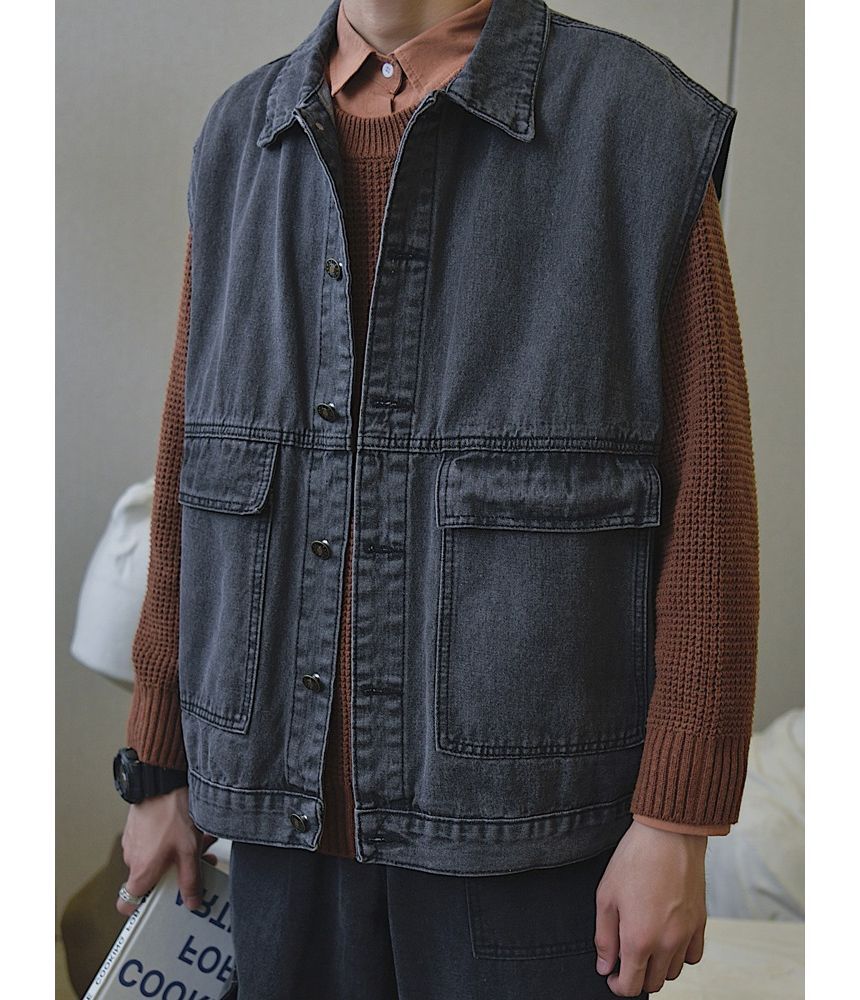 Adotuastic - Denim vest met kraag en knoopjes