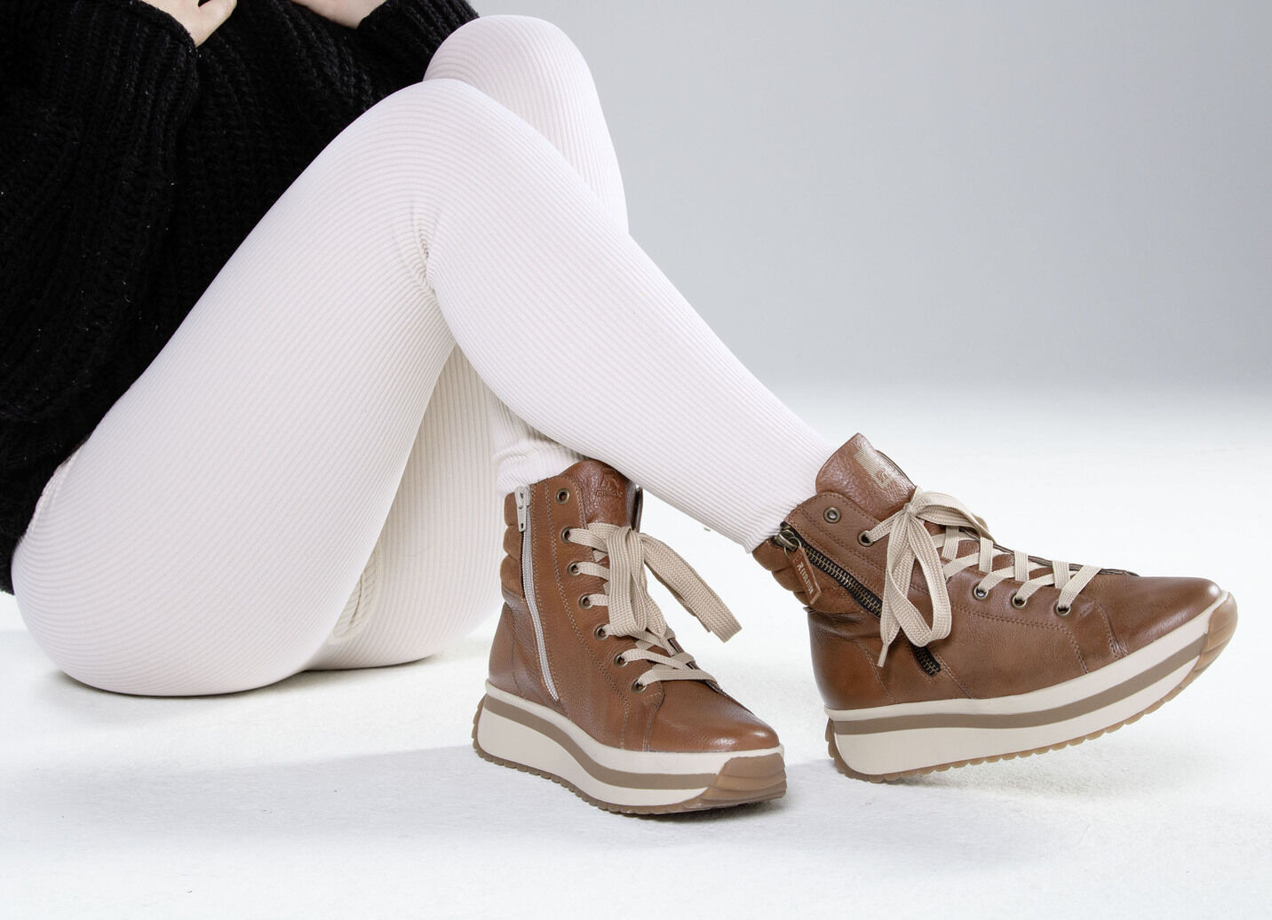 Rieker, trendige Damen-Boots, Winterschuhe, mit herausnehmbarem Fußbett