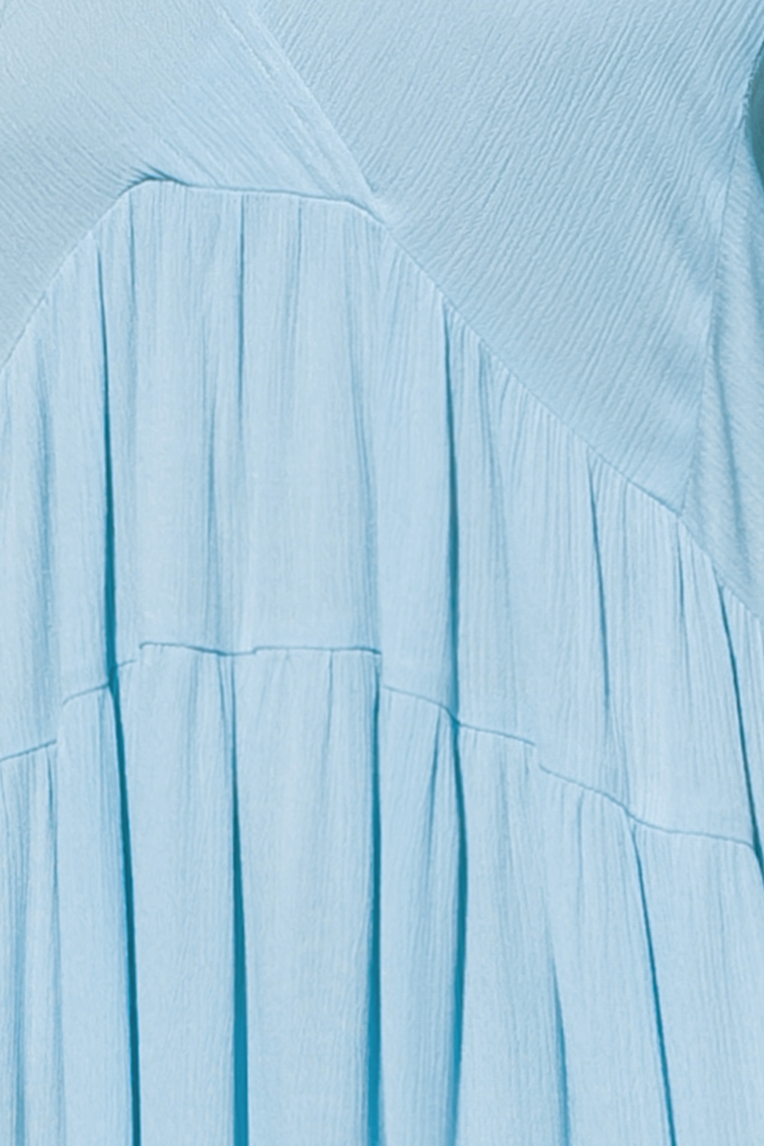 Robe mini fluide avec manches courtes bleu clair
