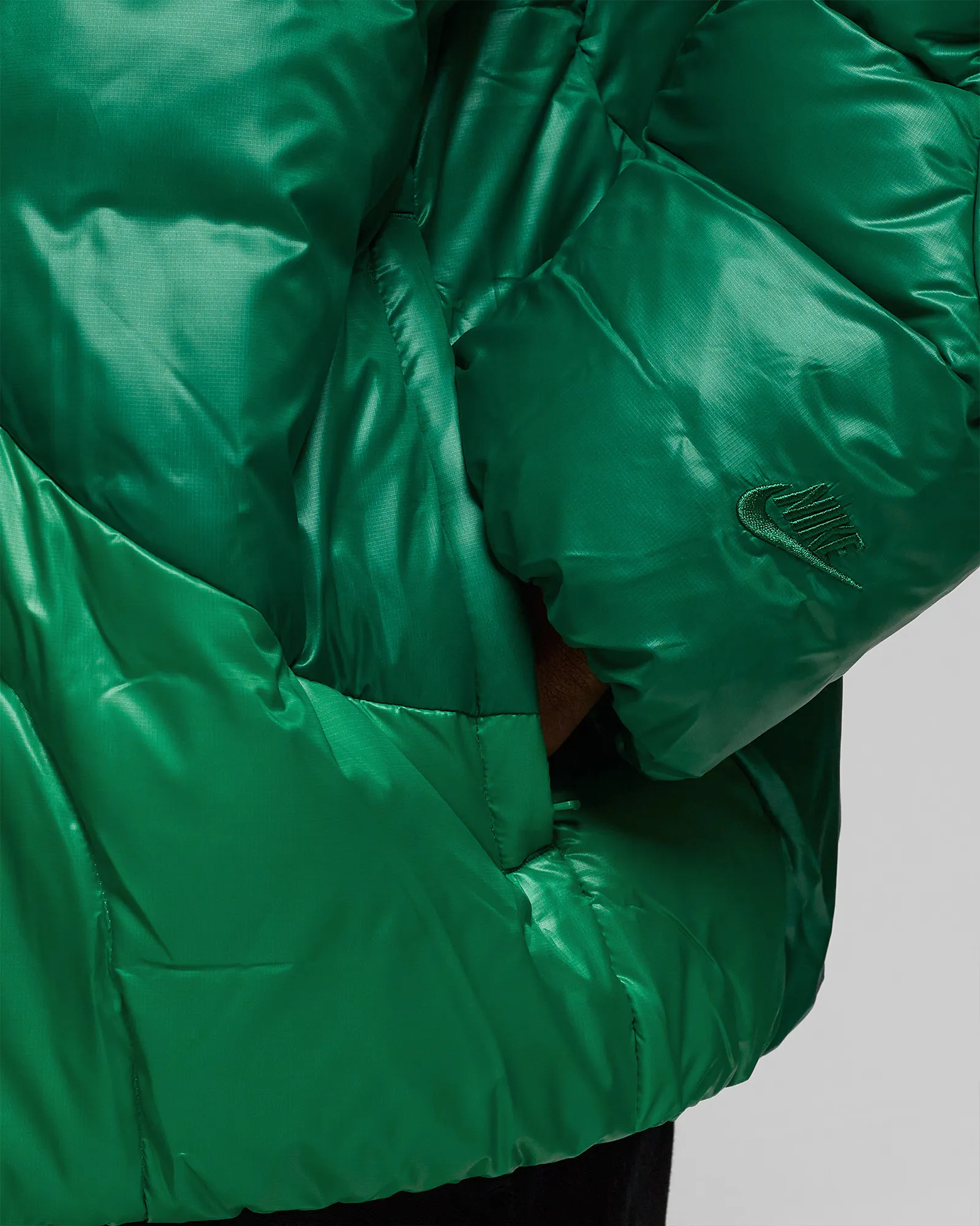 Nike Oversized Water-Repellent Hooded Jacket